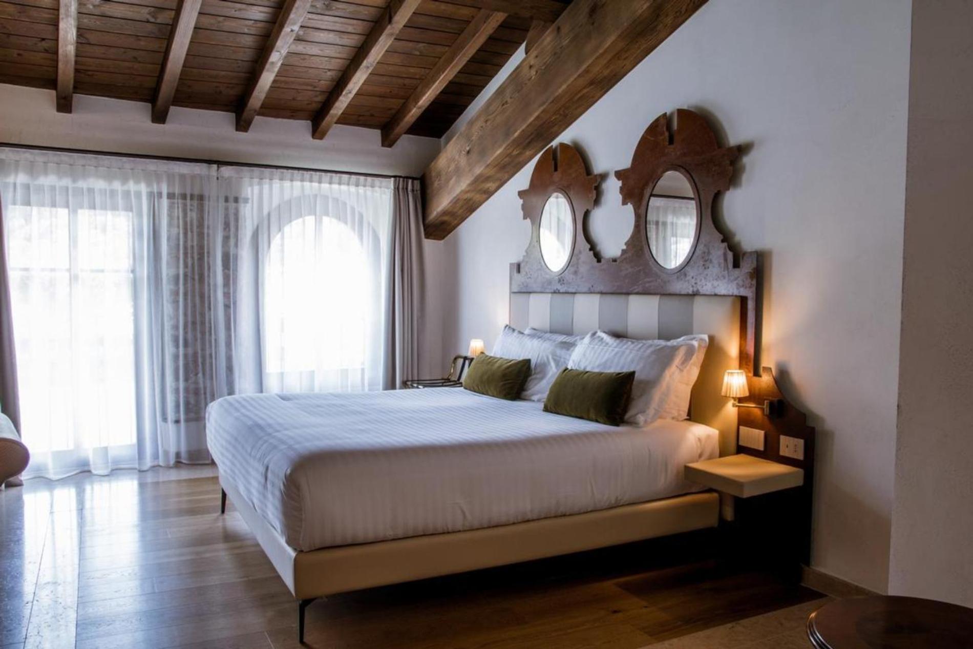 Junior Suite - Photo 1