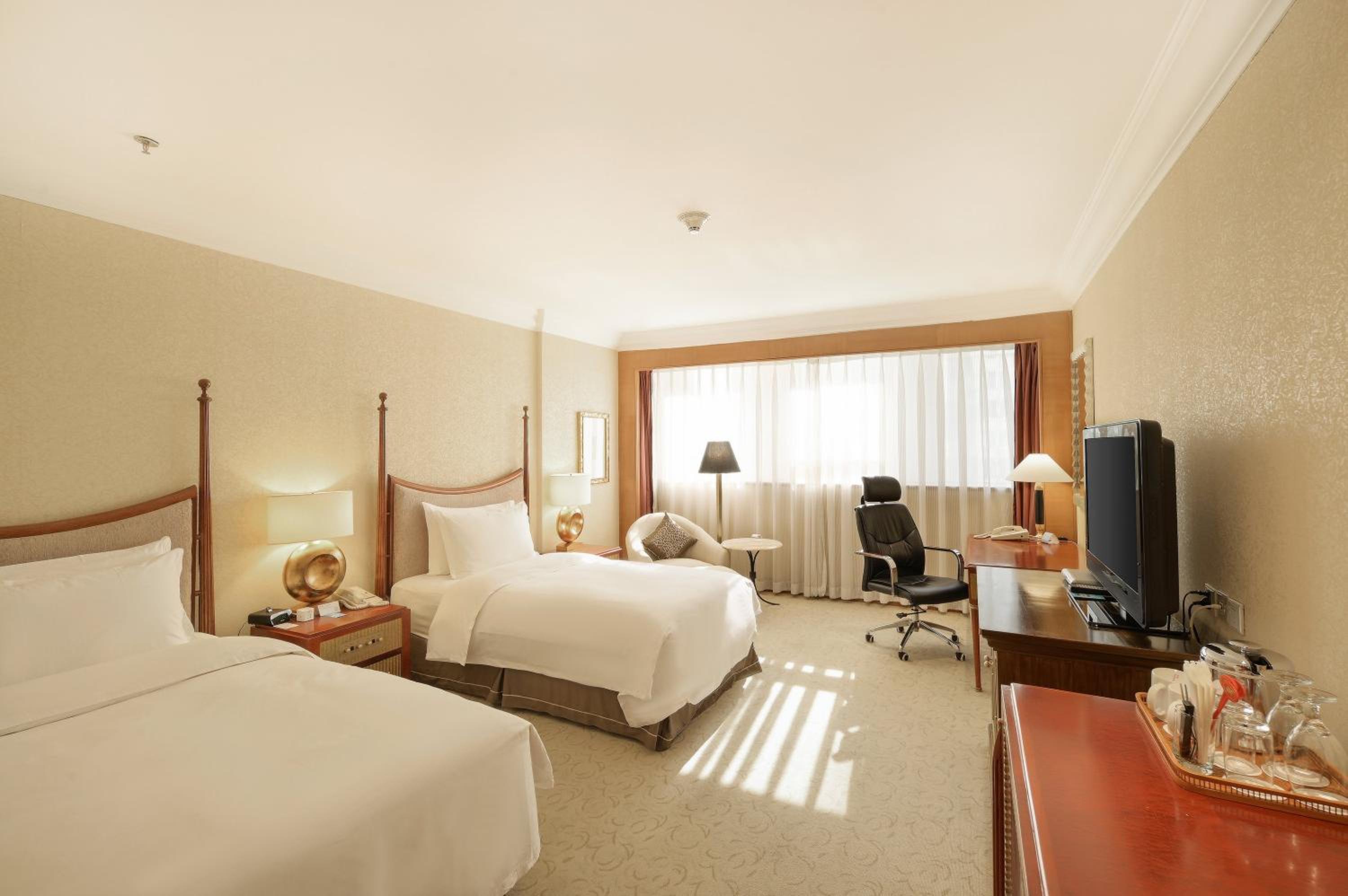 2 Single Beds Standard Club Floor - Photo 4