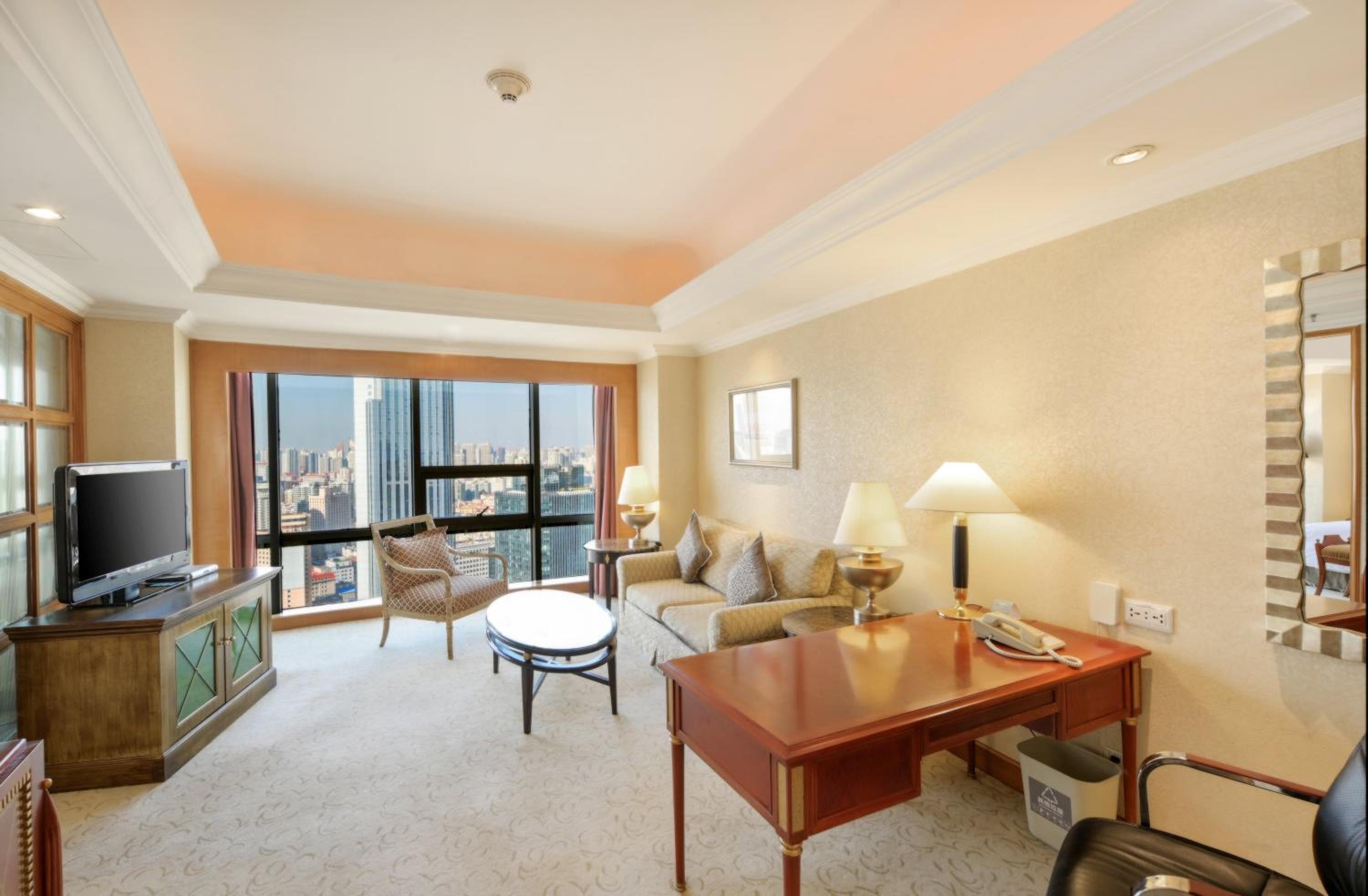 Executive Business Suite - Photo 7