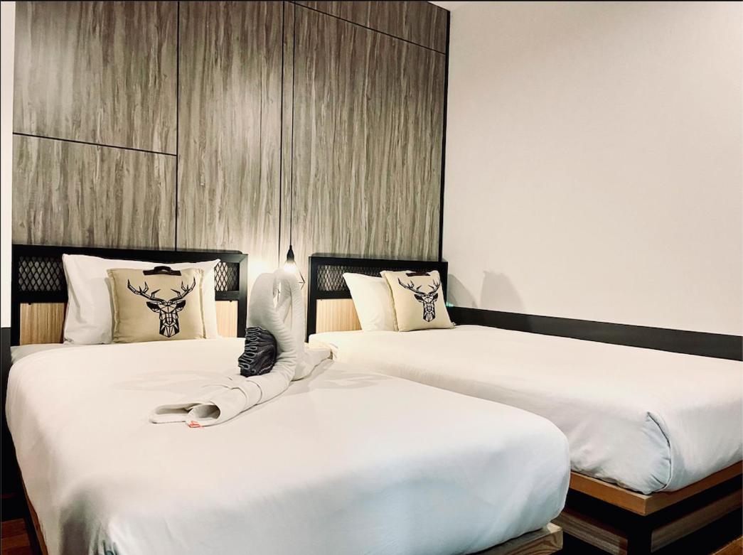 Standard Twin Room - Photo 8