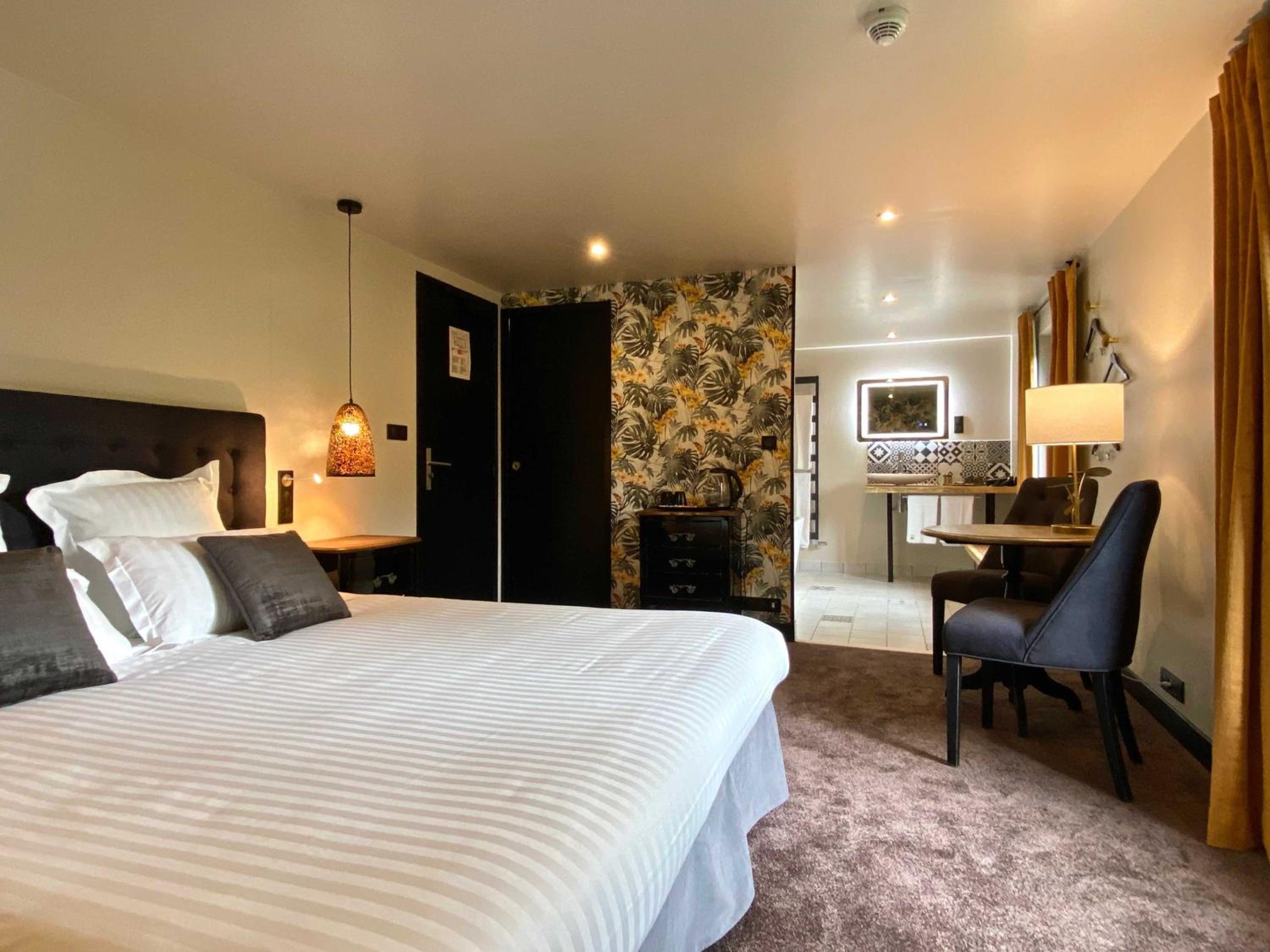 Superior Double Room - Photo 2