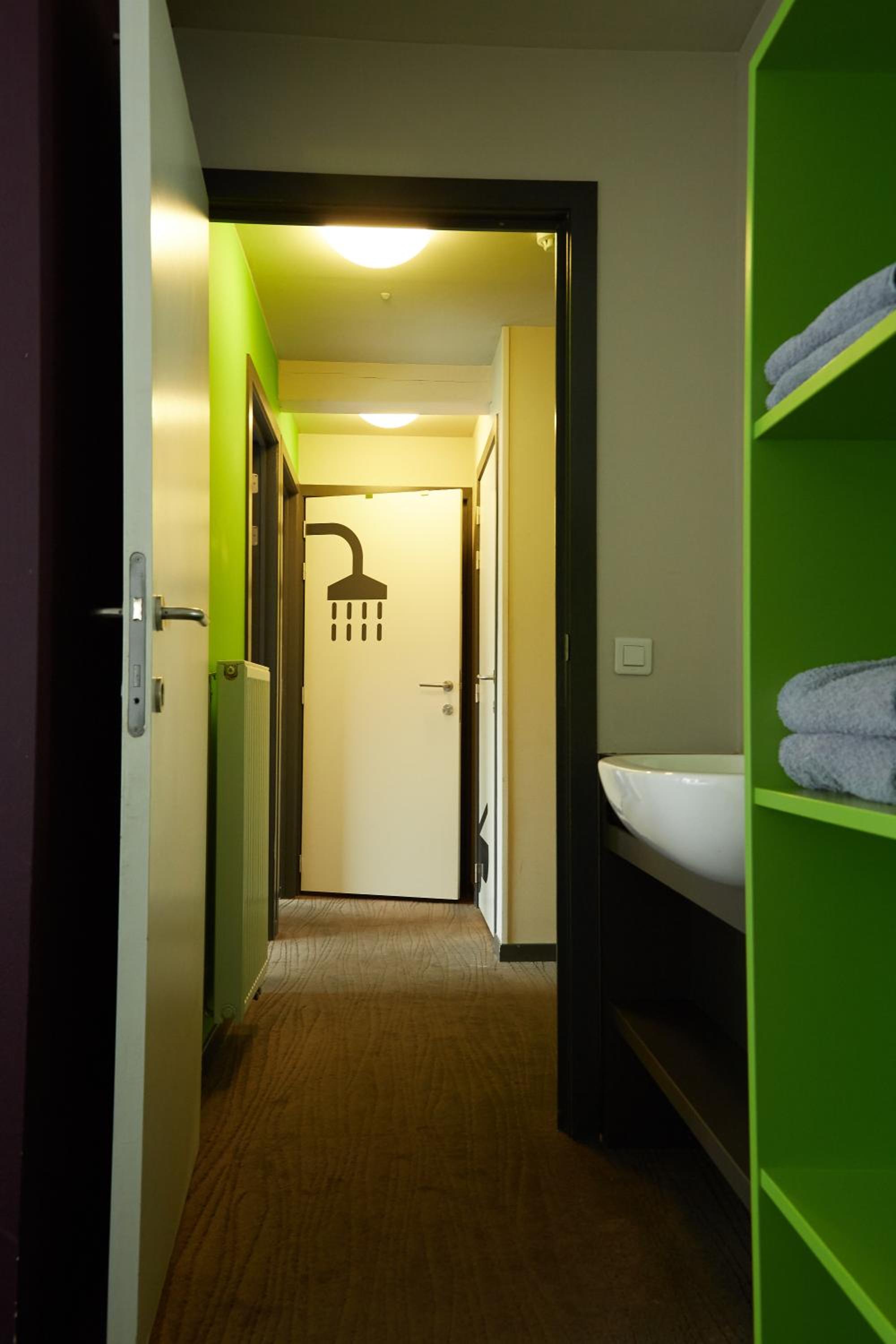 Three-Bedroom Apartment - Photo 10