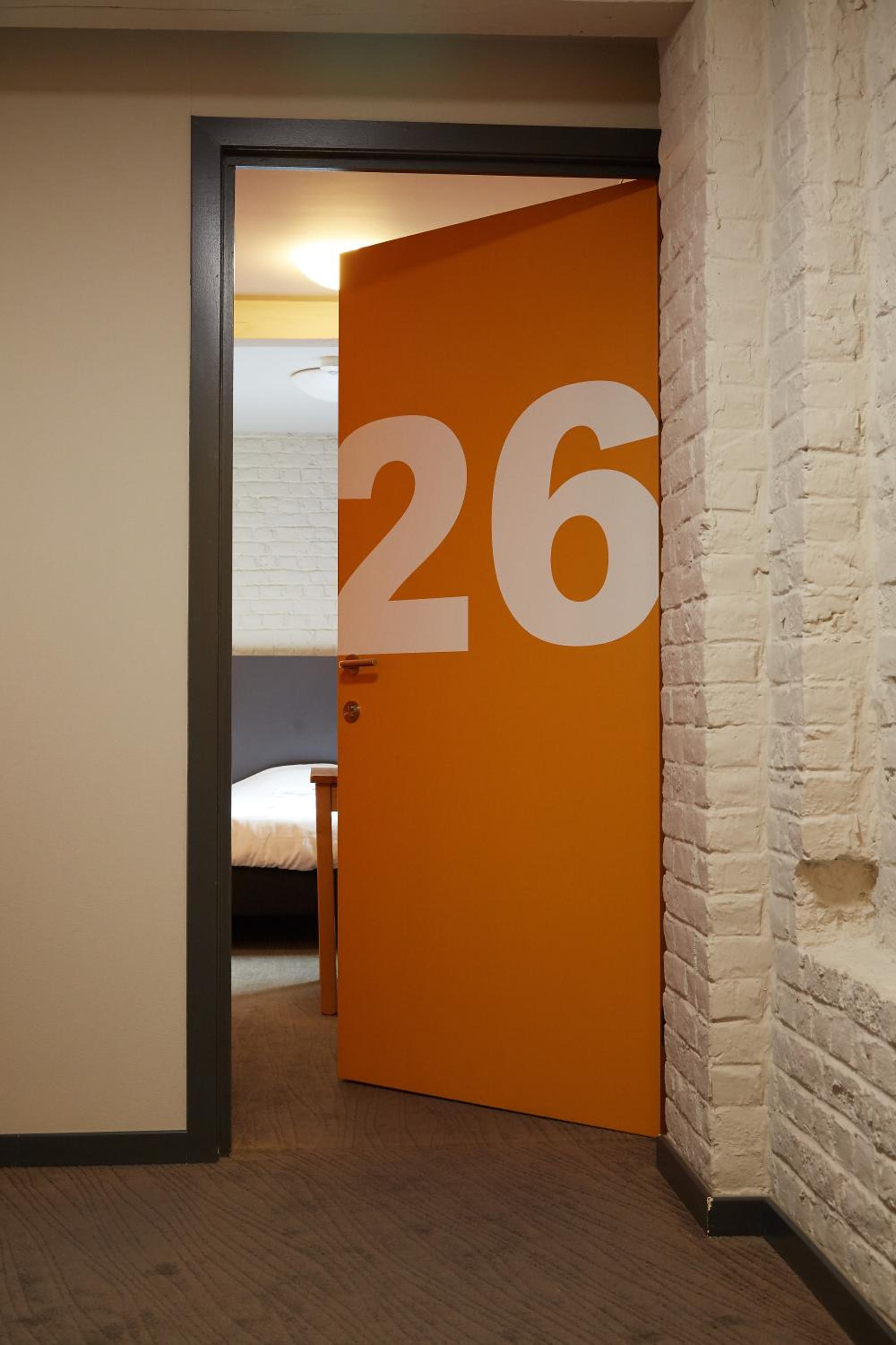 Budget Double Room - Photo 3