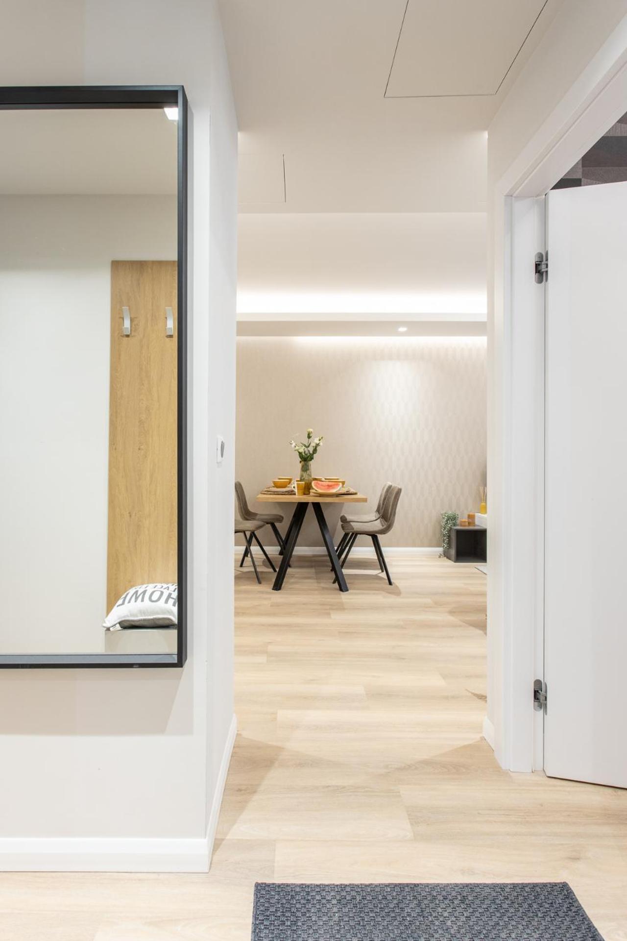Two-Bedroom Apartment - Photo 5