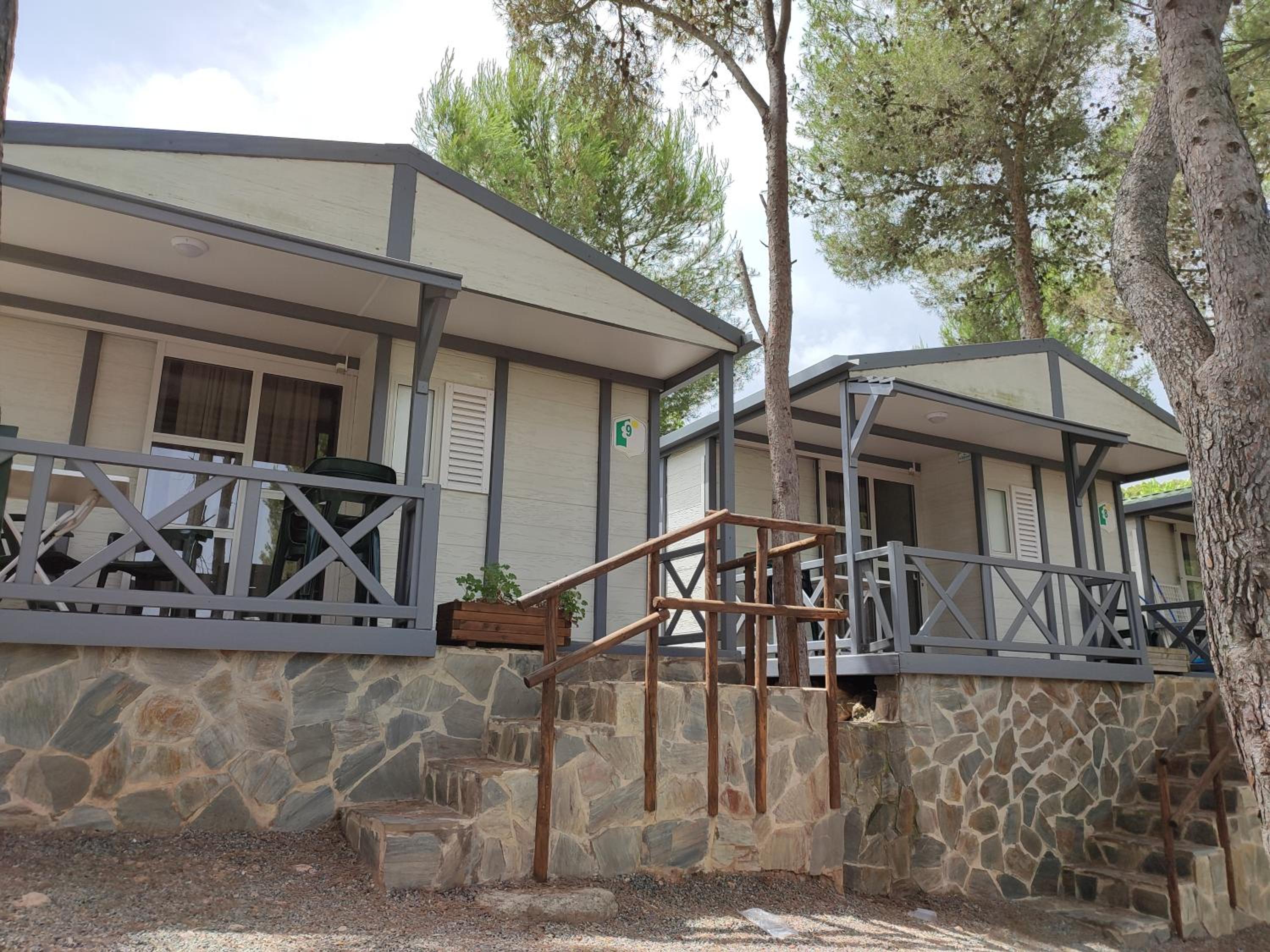 Deluxe Bungalow photo 3