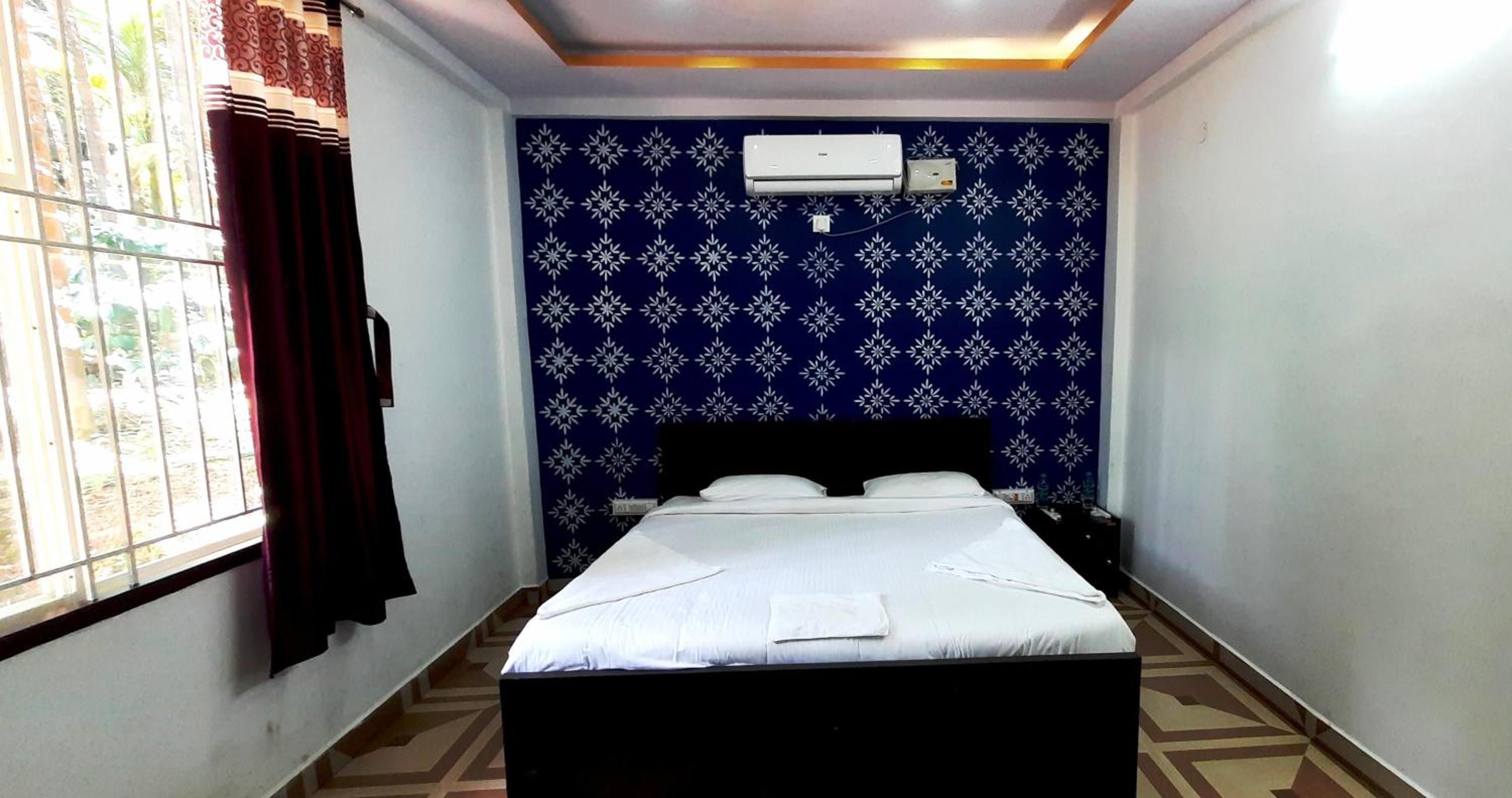 Double Room - Photo 8