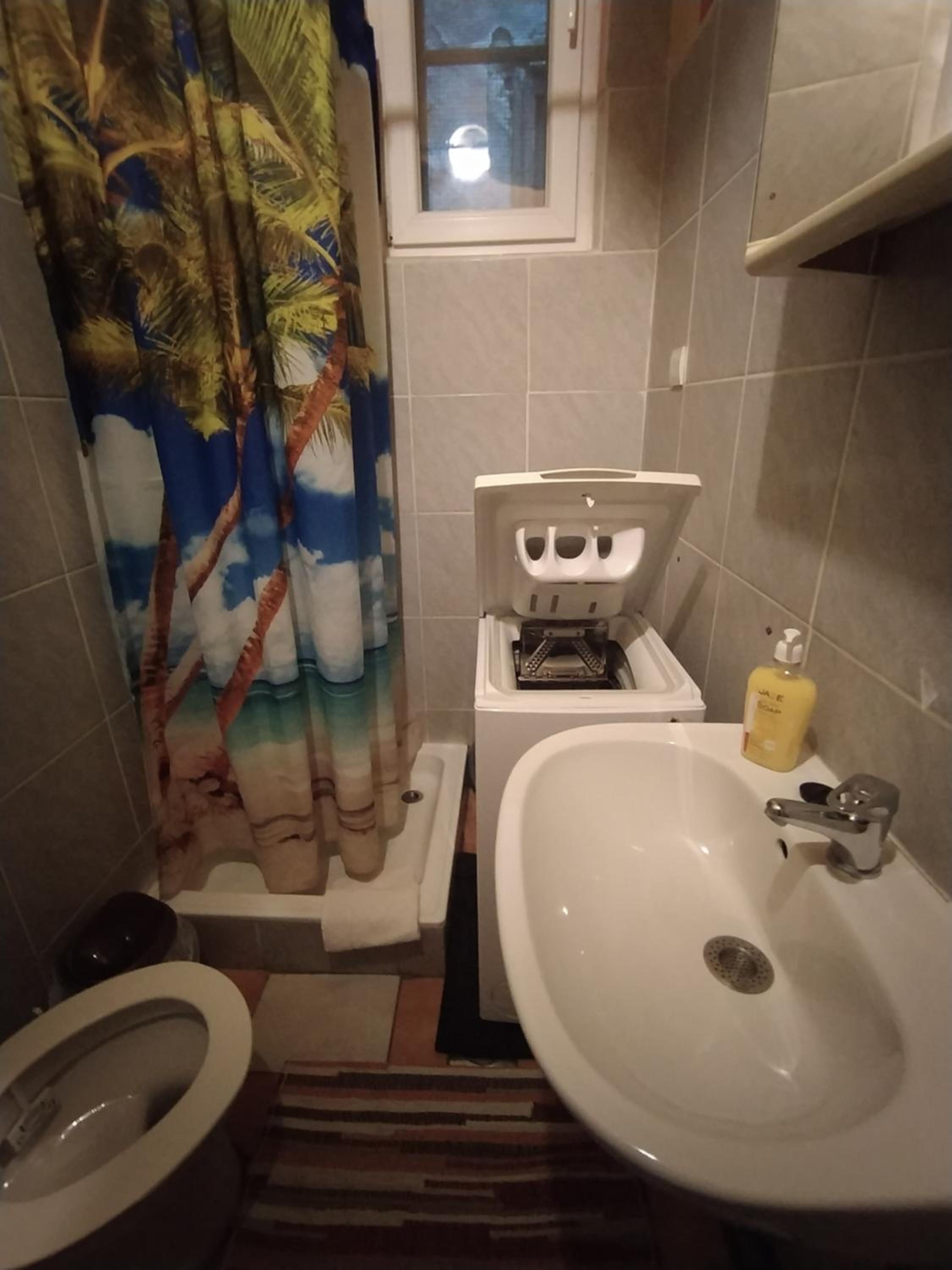 Standard Double or Twin Room - Photo 8