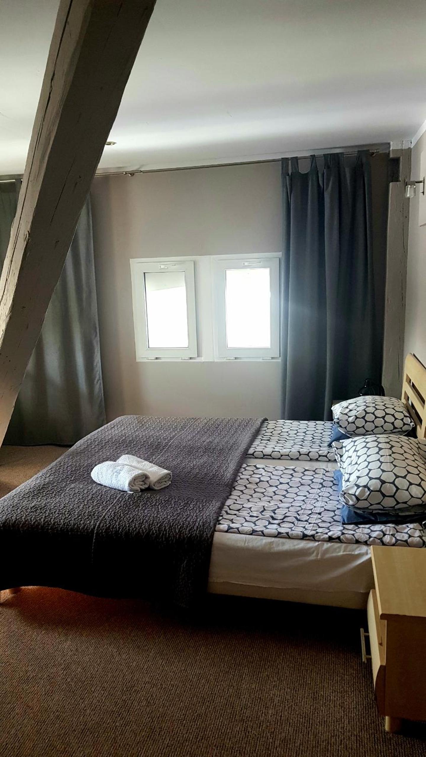 Four-Bedroom Apartment with Main Market Square View