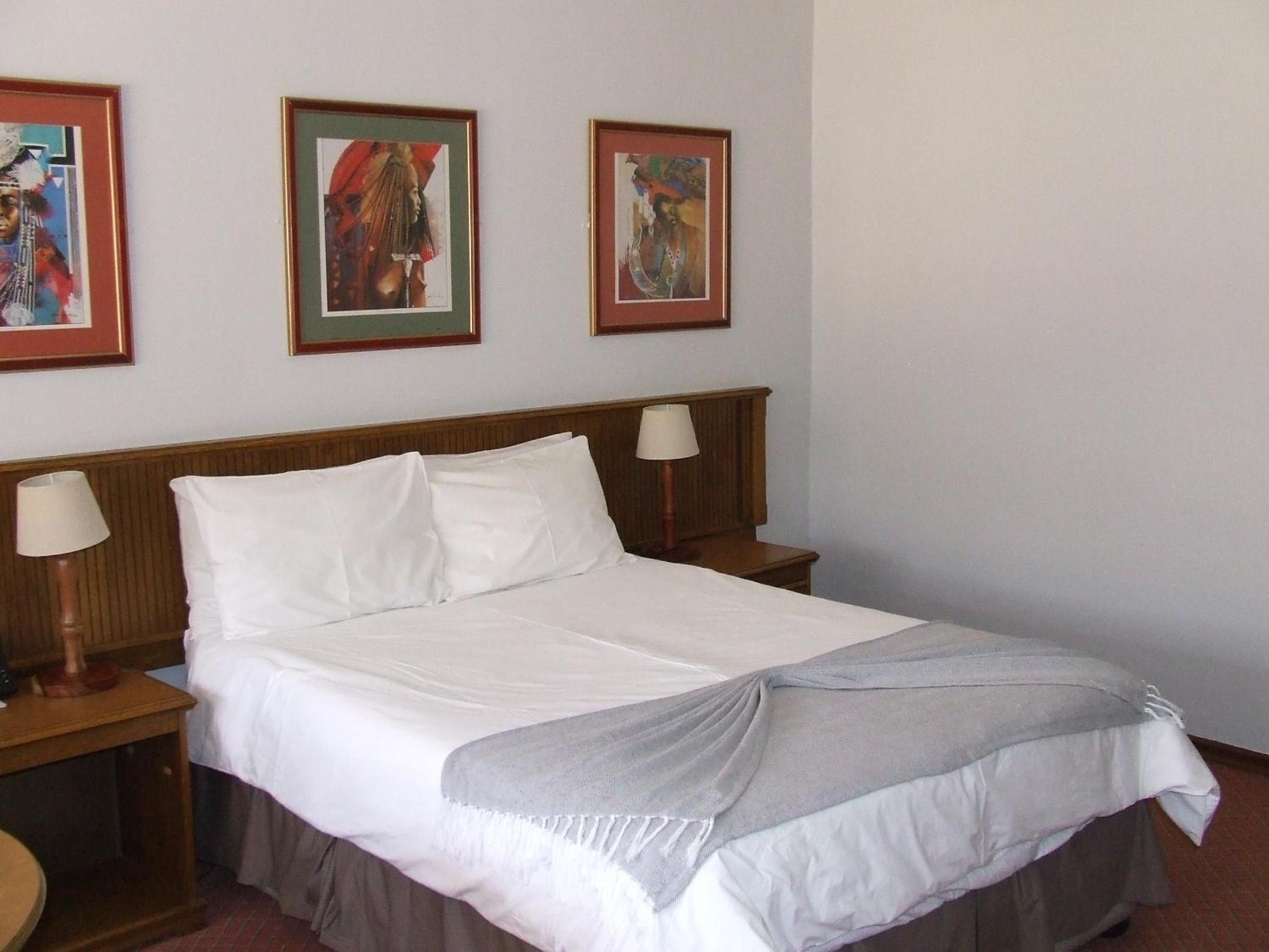 Standard Double Room - Photo 6