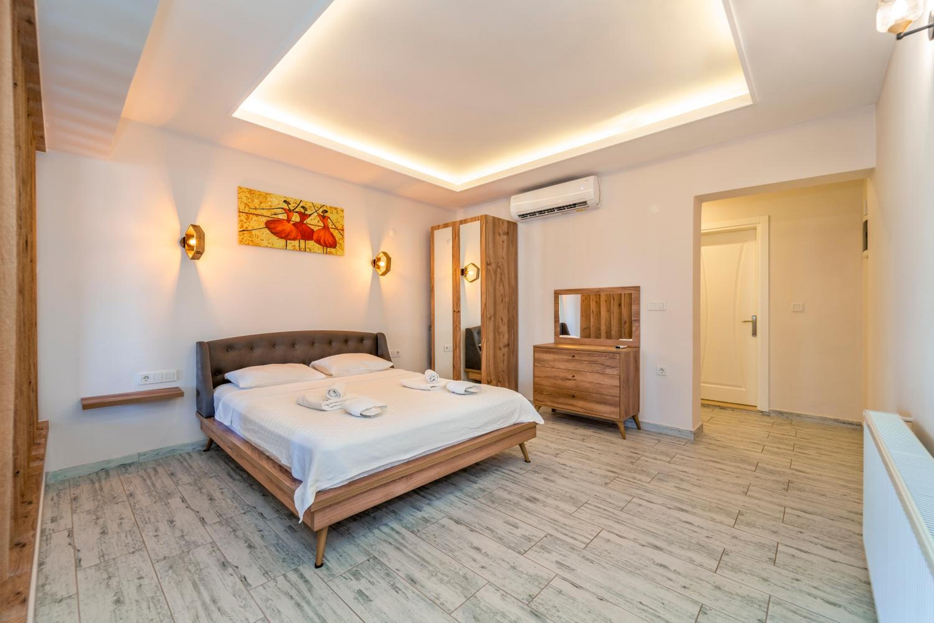Apartment with Sea View - Photo 1