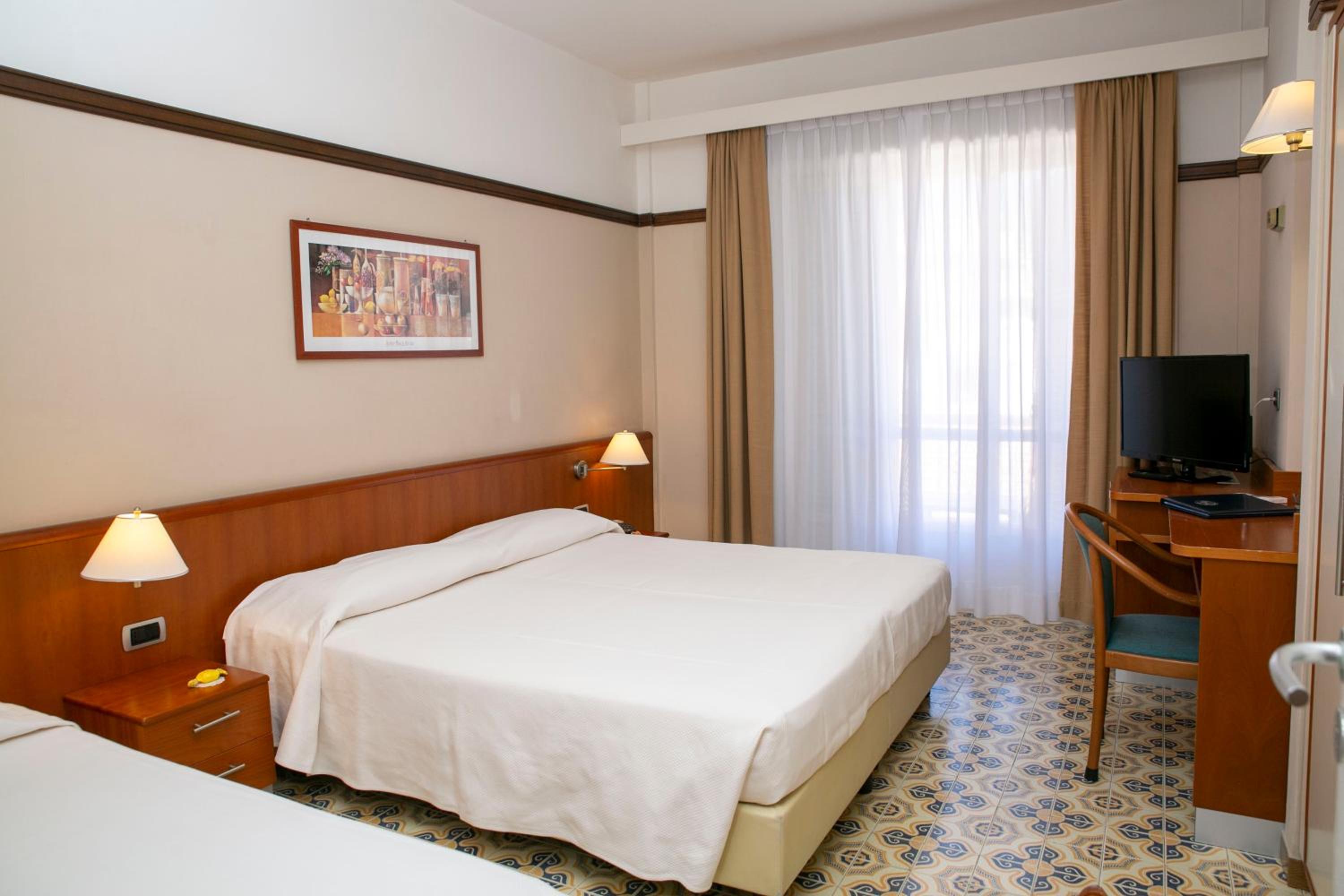 Standard Double or Twin Room with Balcony photo 1