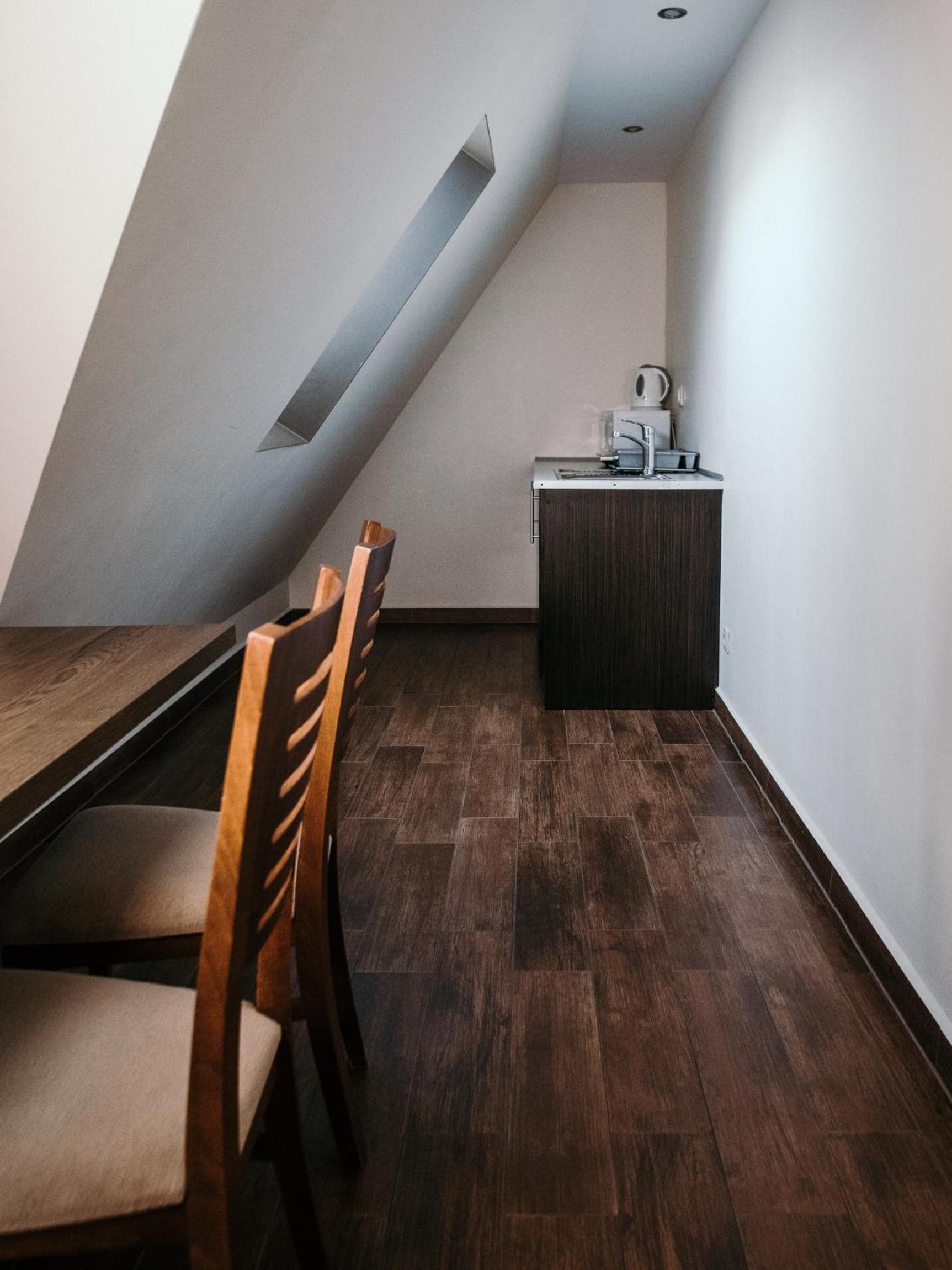Studio open with 2 bedroom photo 3