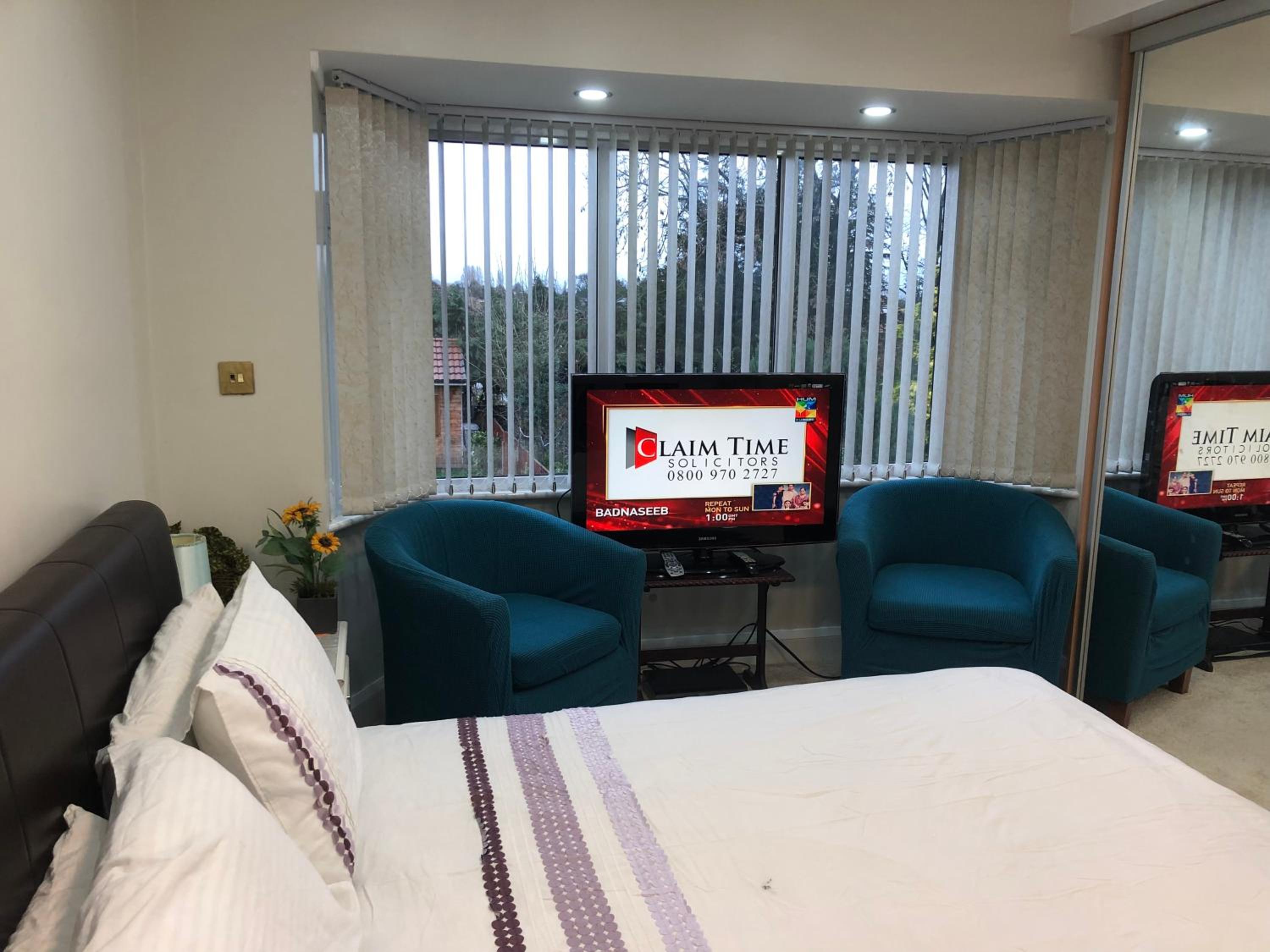 Deluxe Double Room - Photo 10