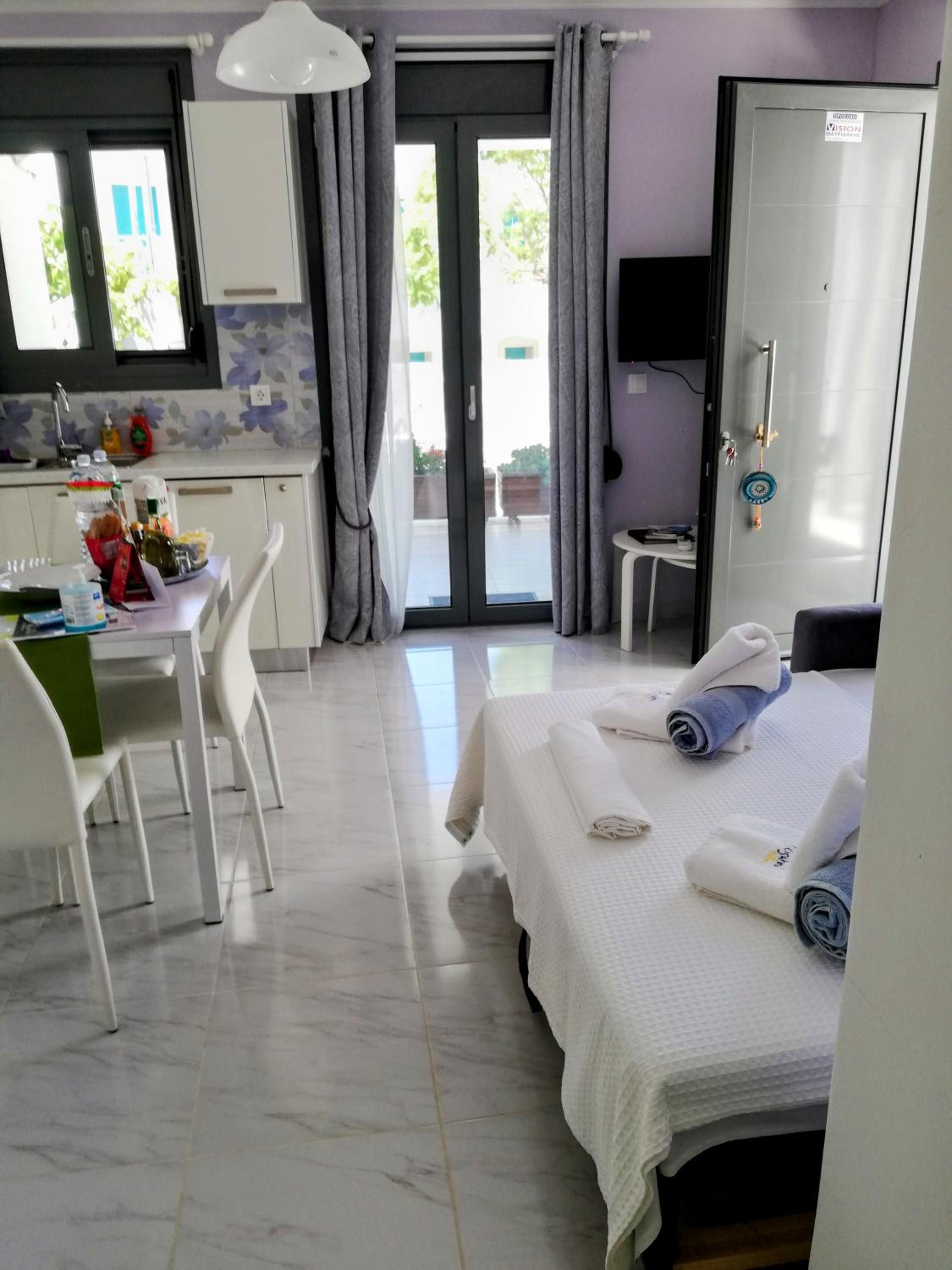 Alisahni Suite photo 1