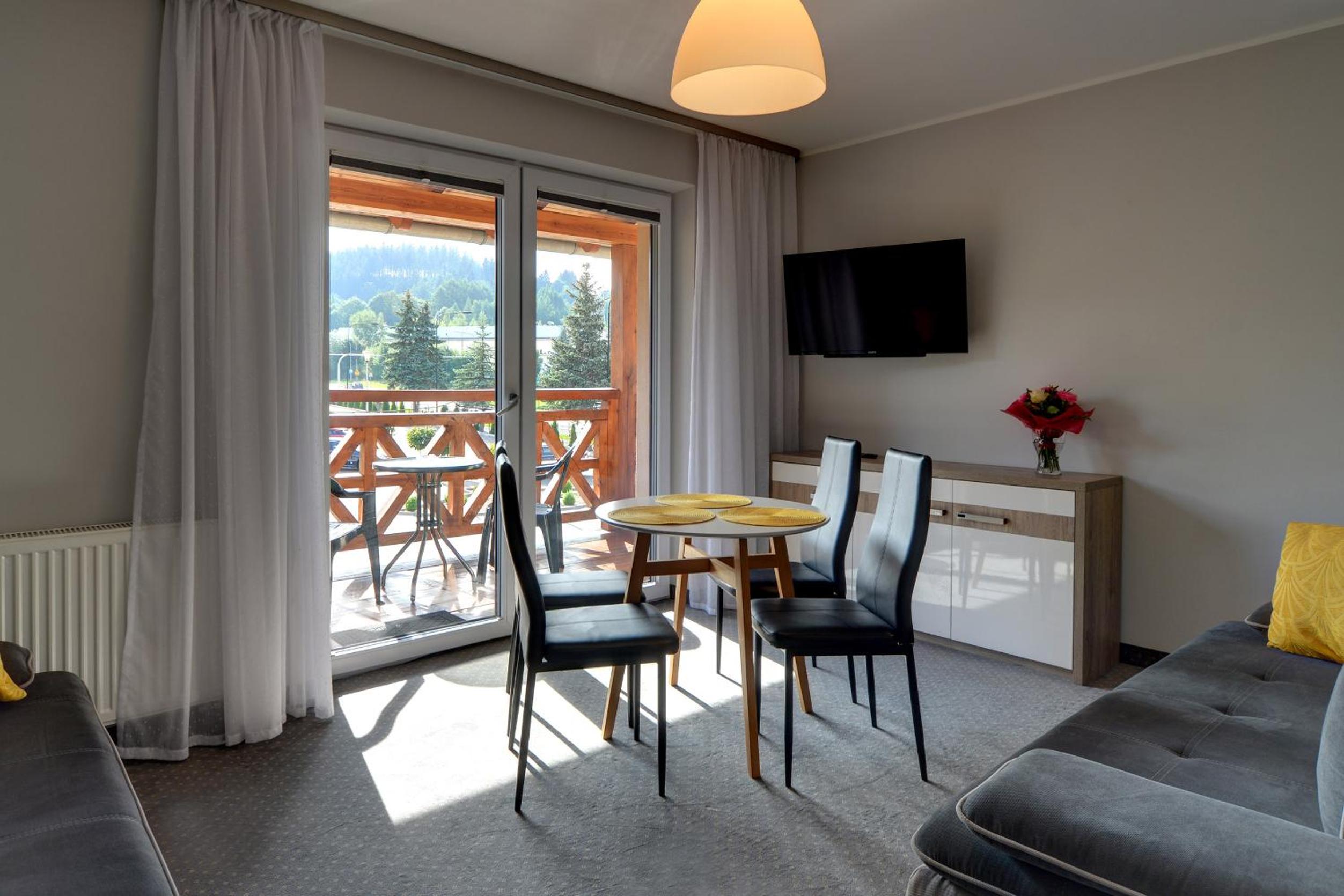 Deluxe Apartment