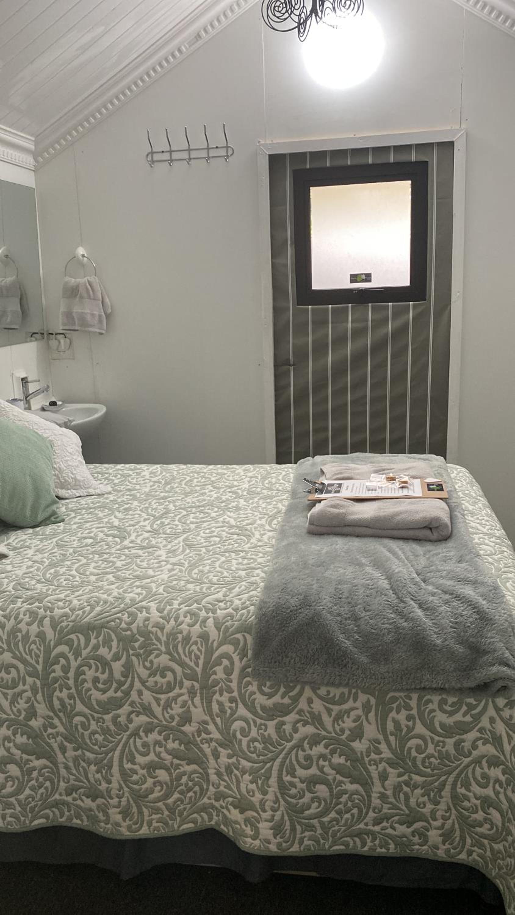 Budget Double Room photo 1