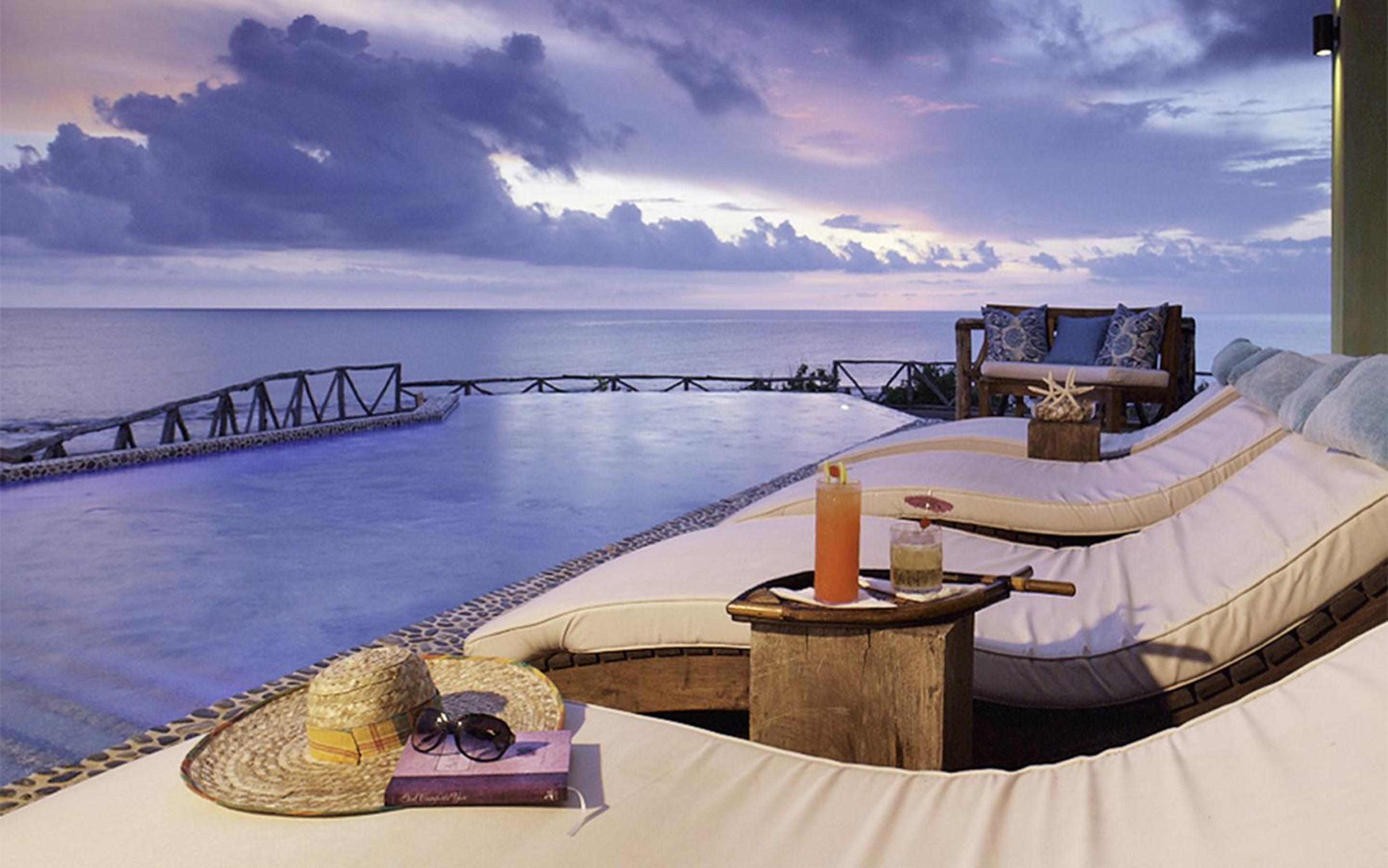 Balcony & Terrace