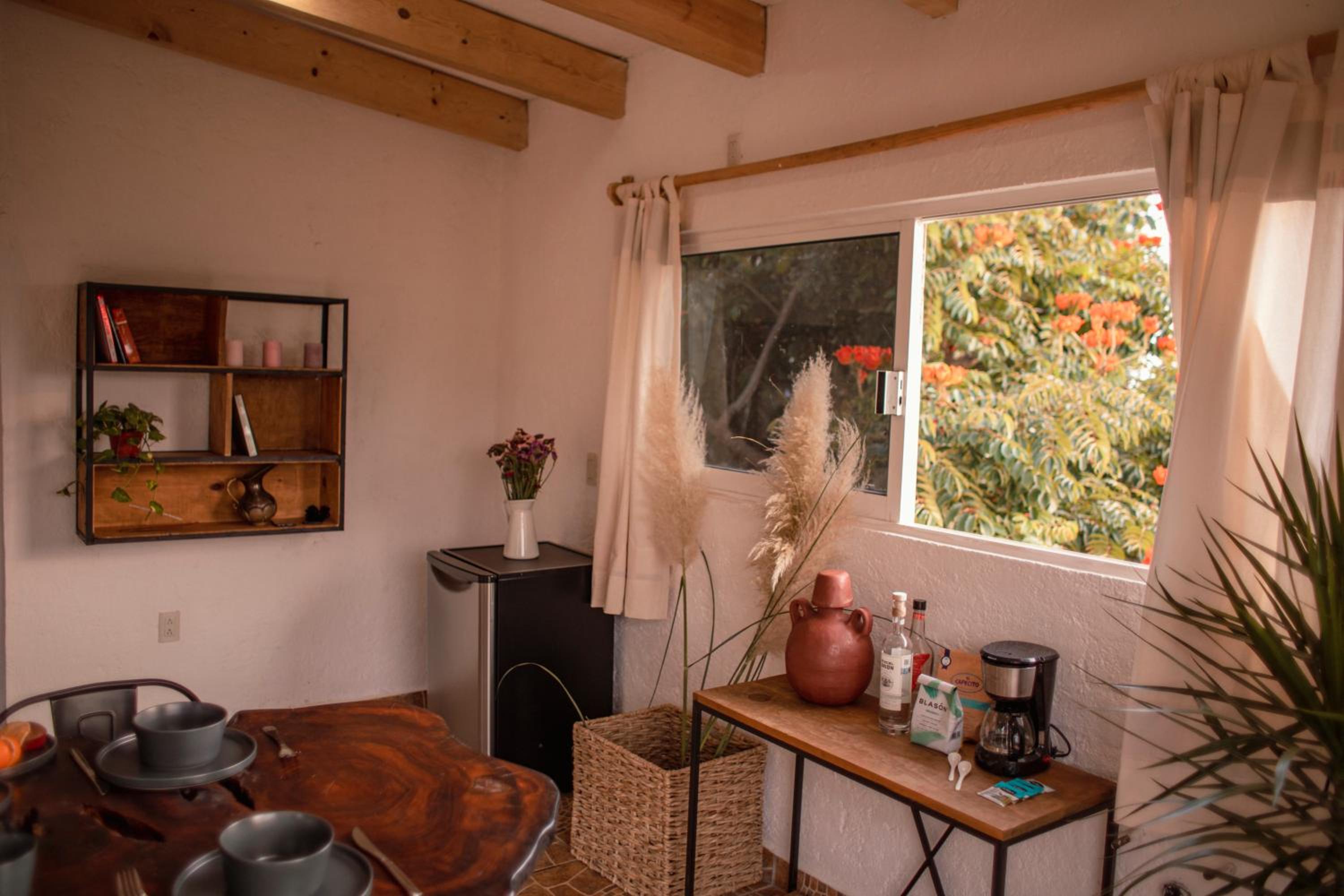 Deluxe Double or Twin Room with Mountain View - Photo 7