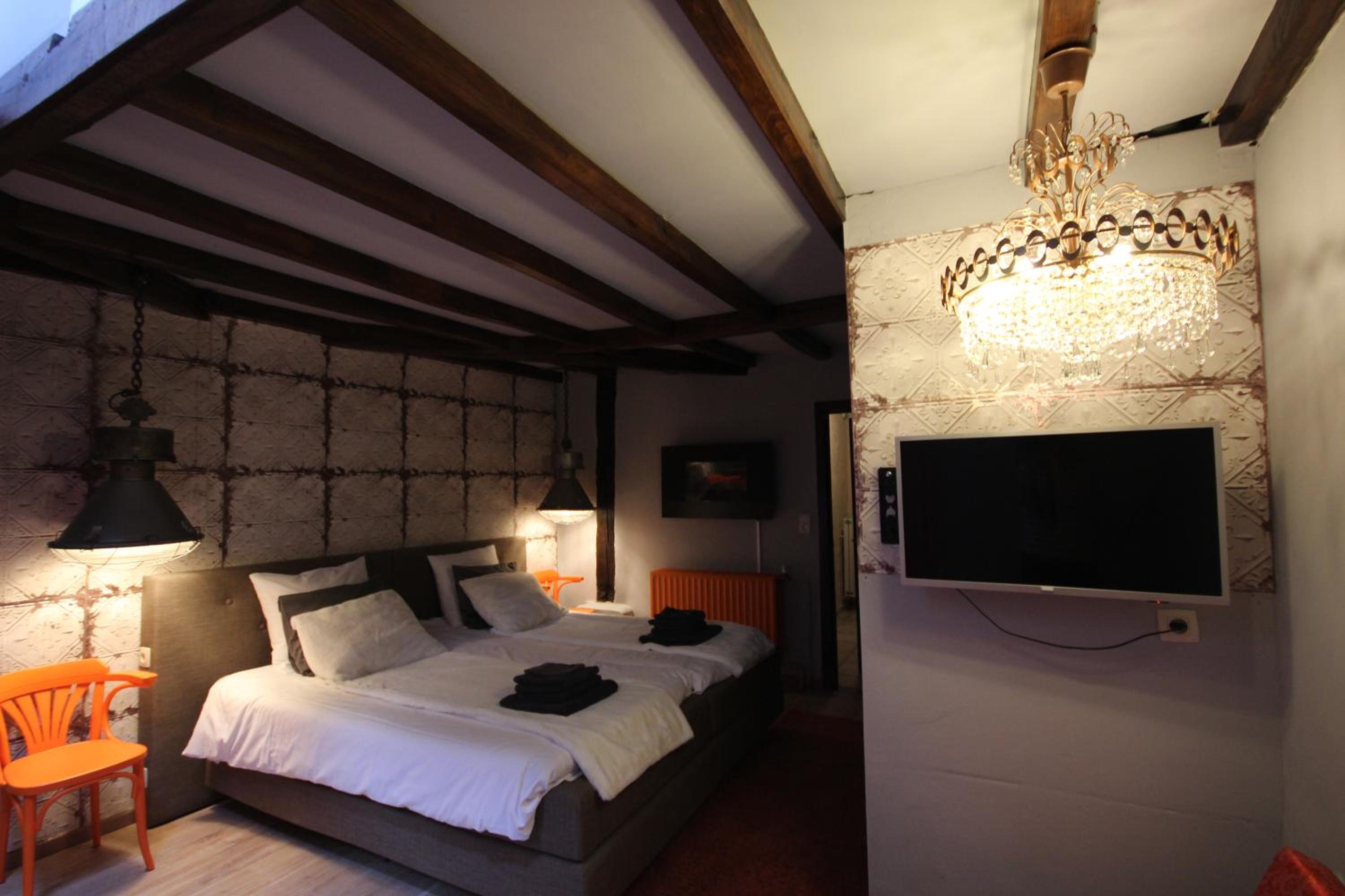 Deluxe Double or Twin Room photo 1