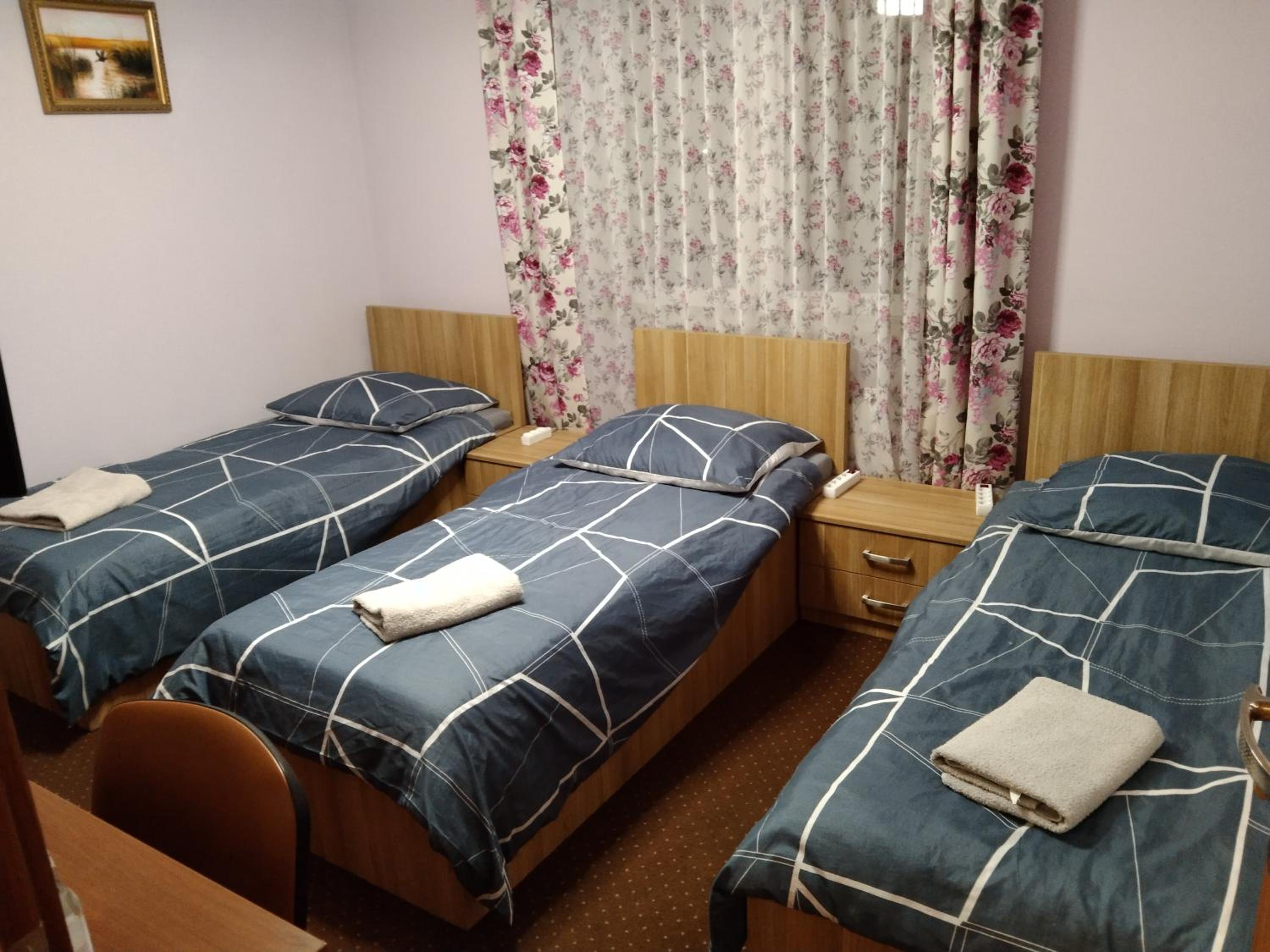 Comfort Triple Room with Shower photo 1