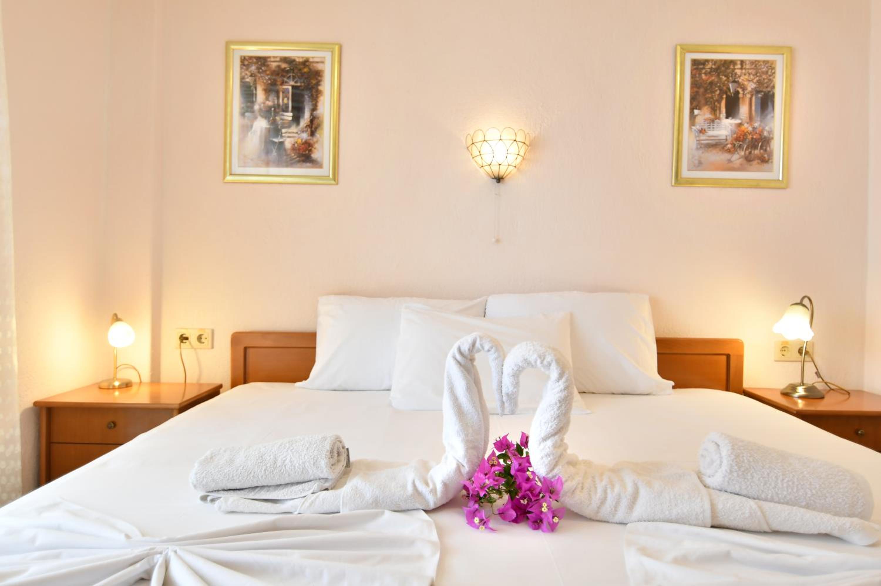 Double Room with Sea View photo 1