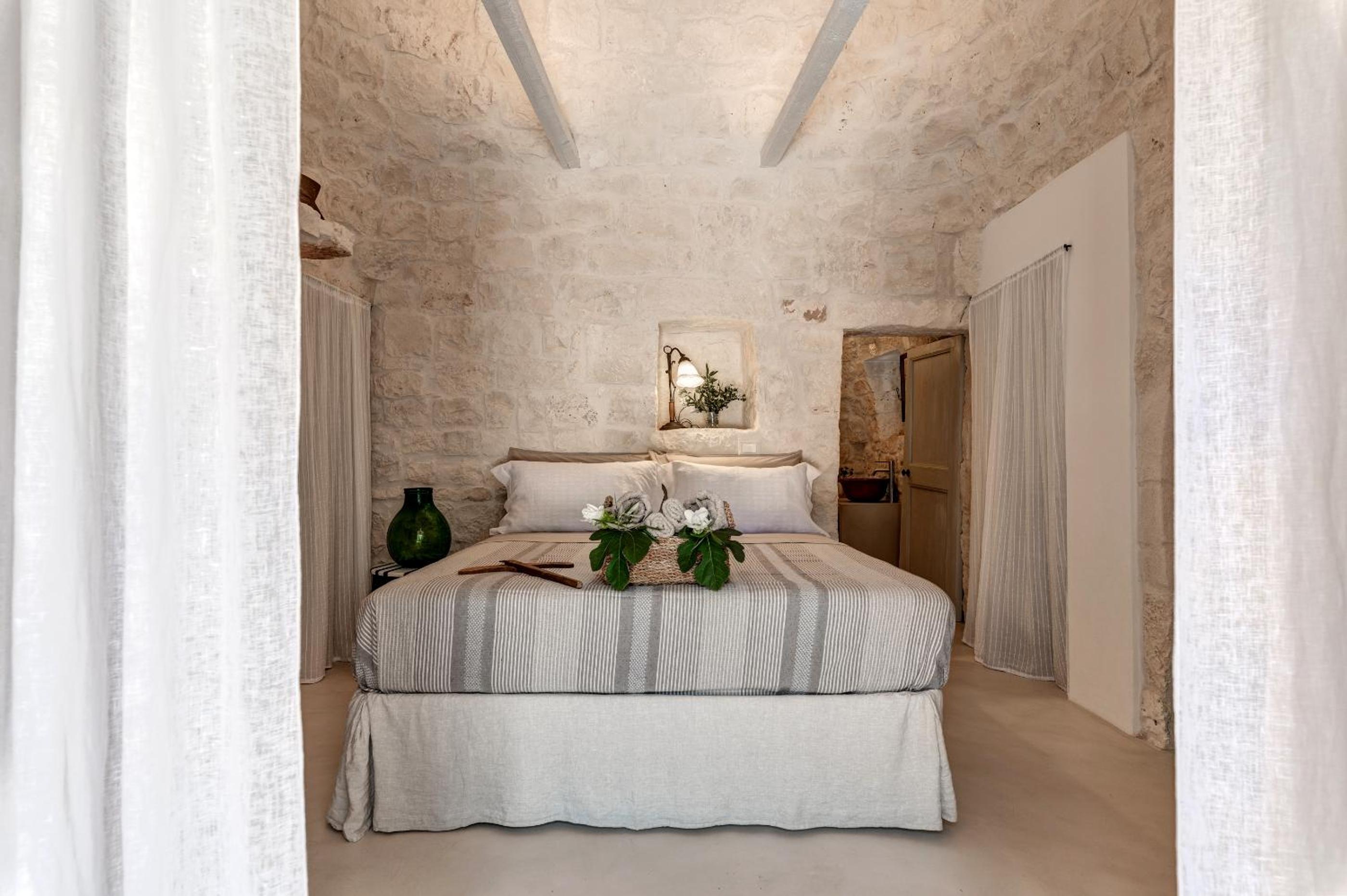 Three-Bedroom Villa photo 1