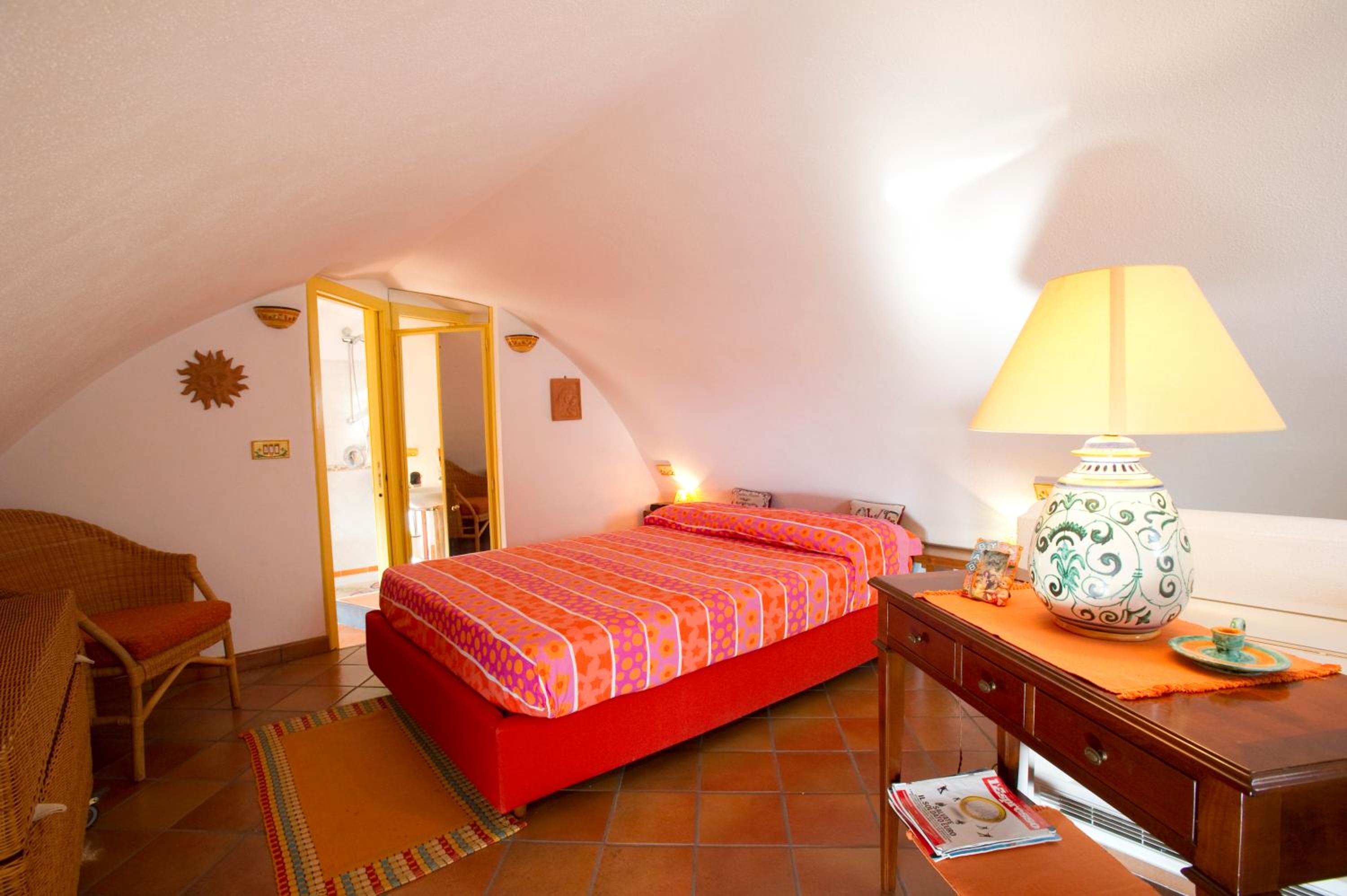 One-Bedroom House photo 1