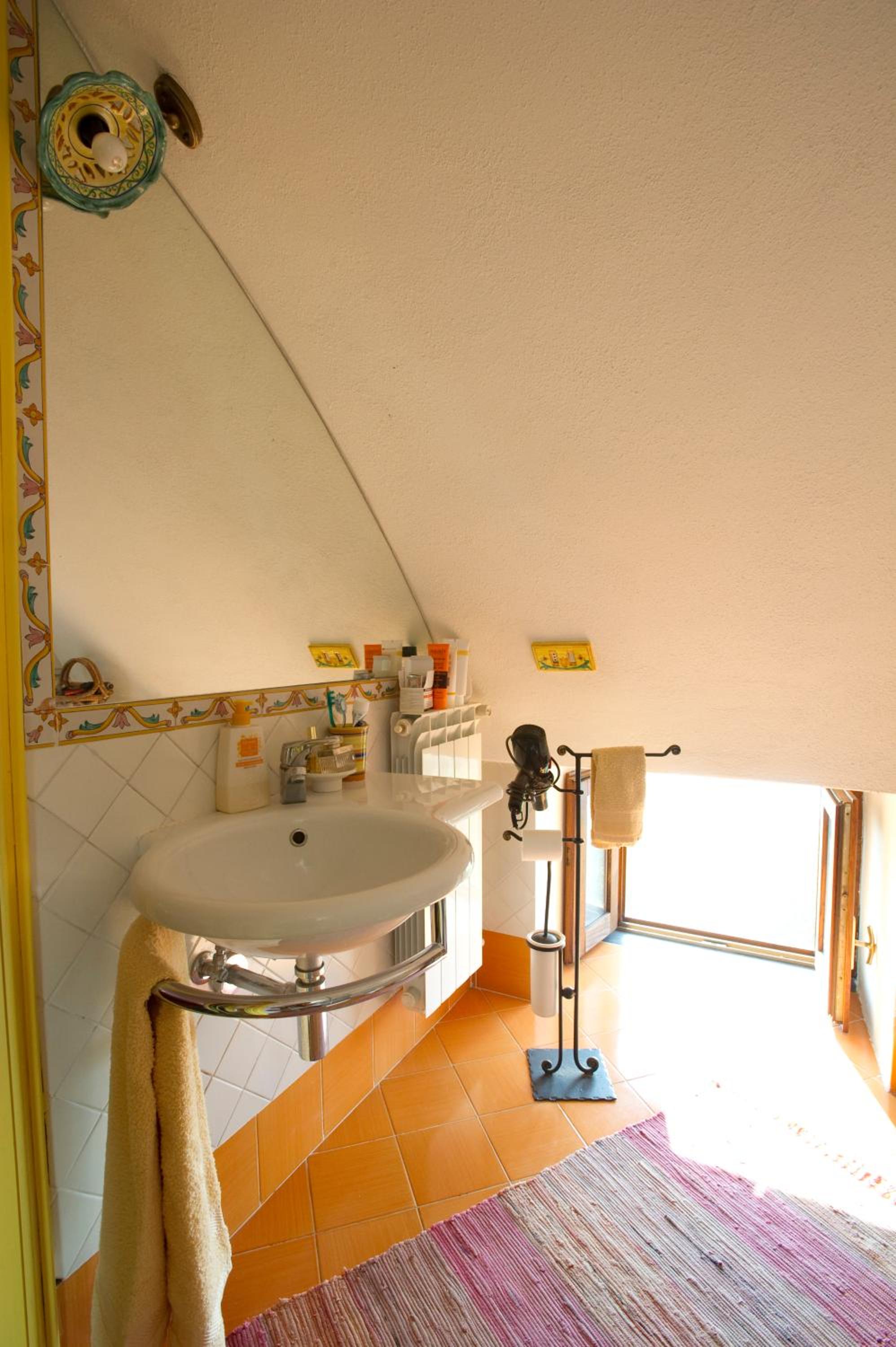 One-Bedroom House photo 3