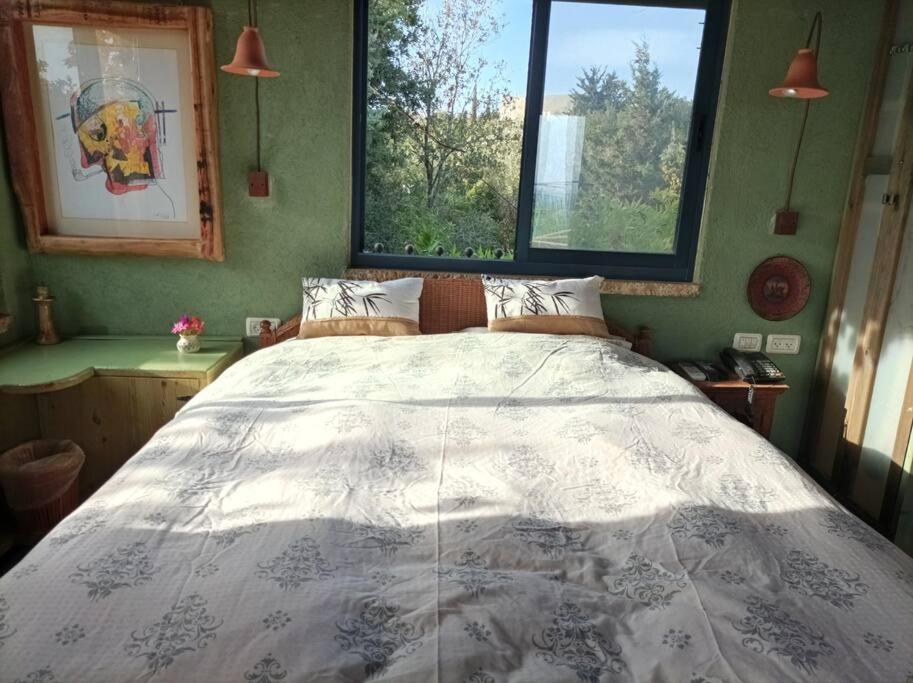 One-Bedroom House - Photo 57