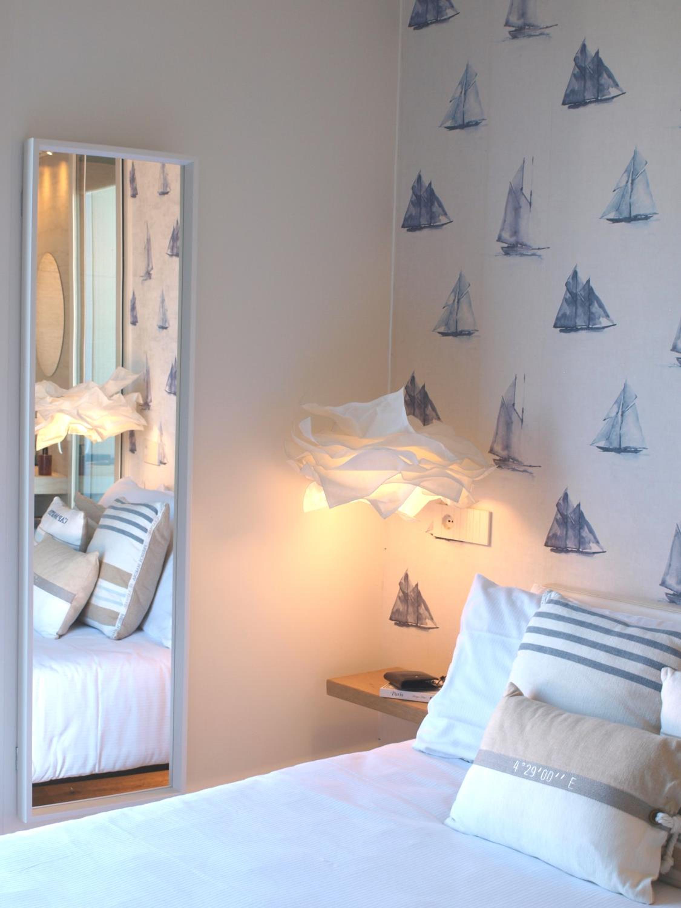 Double Room with Lake View - Photo 6