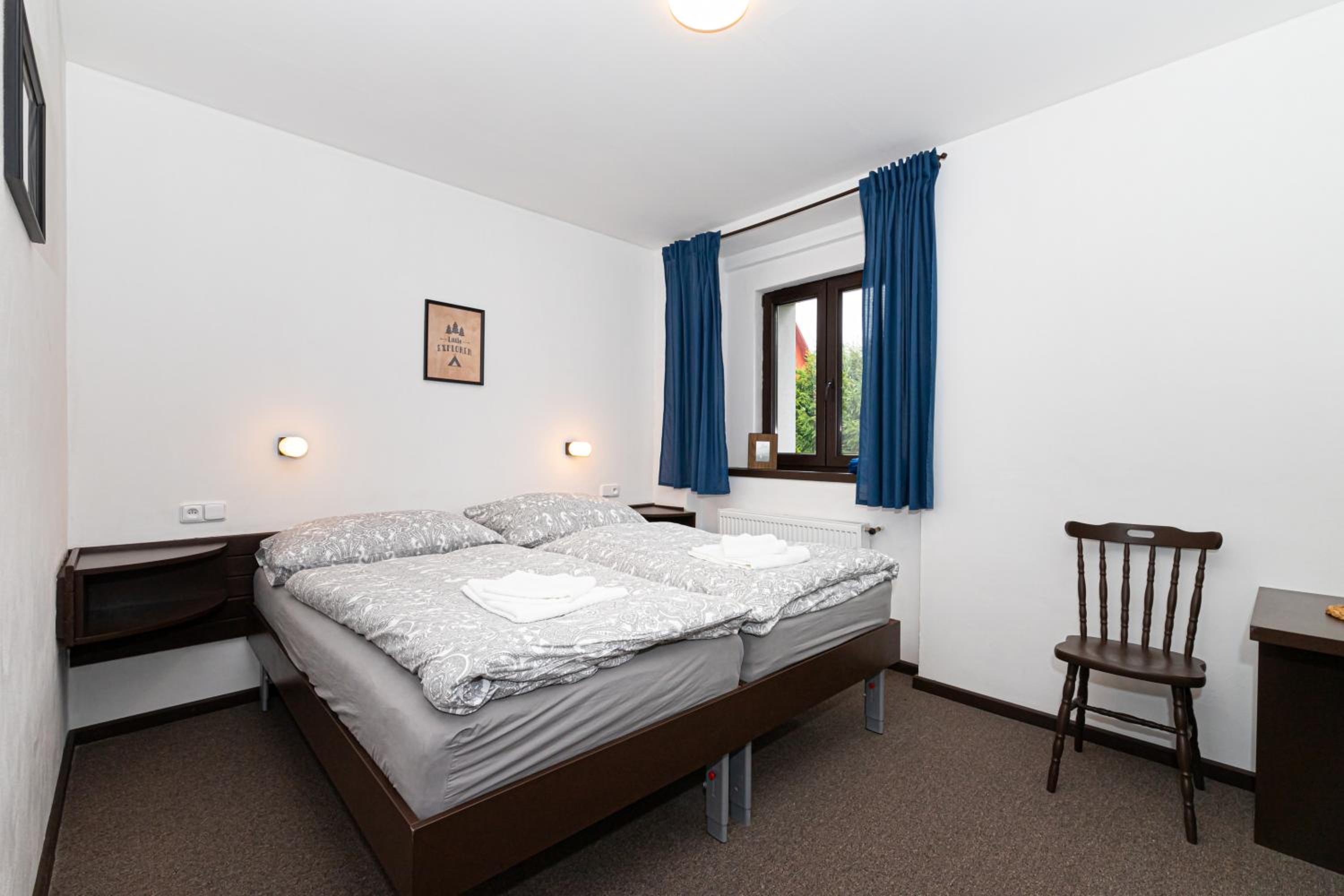 Double or Twin Room with Private Bathroom photo 1