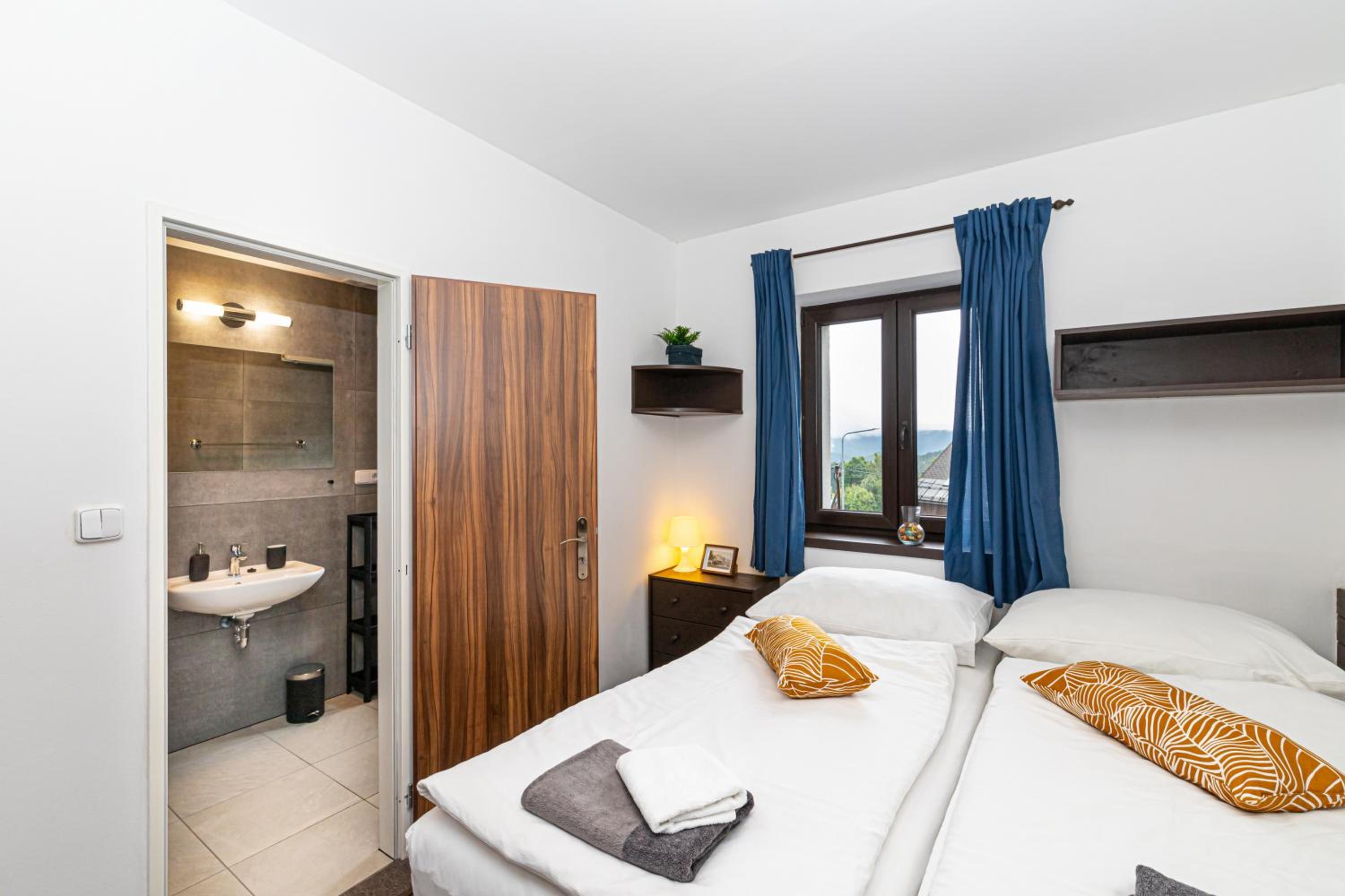 Small Double Room photo 1