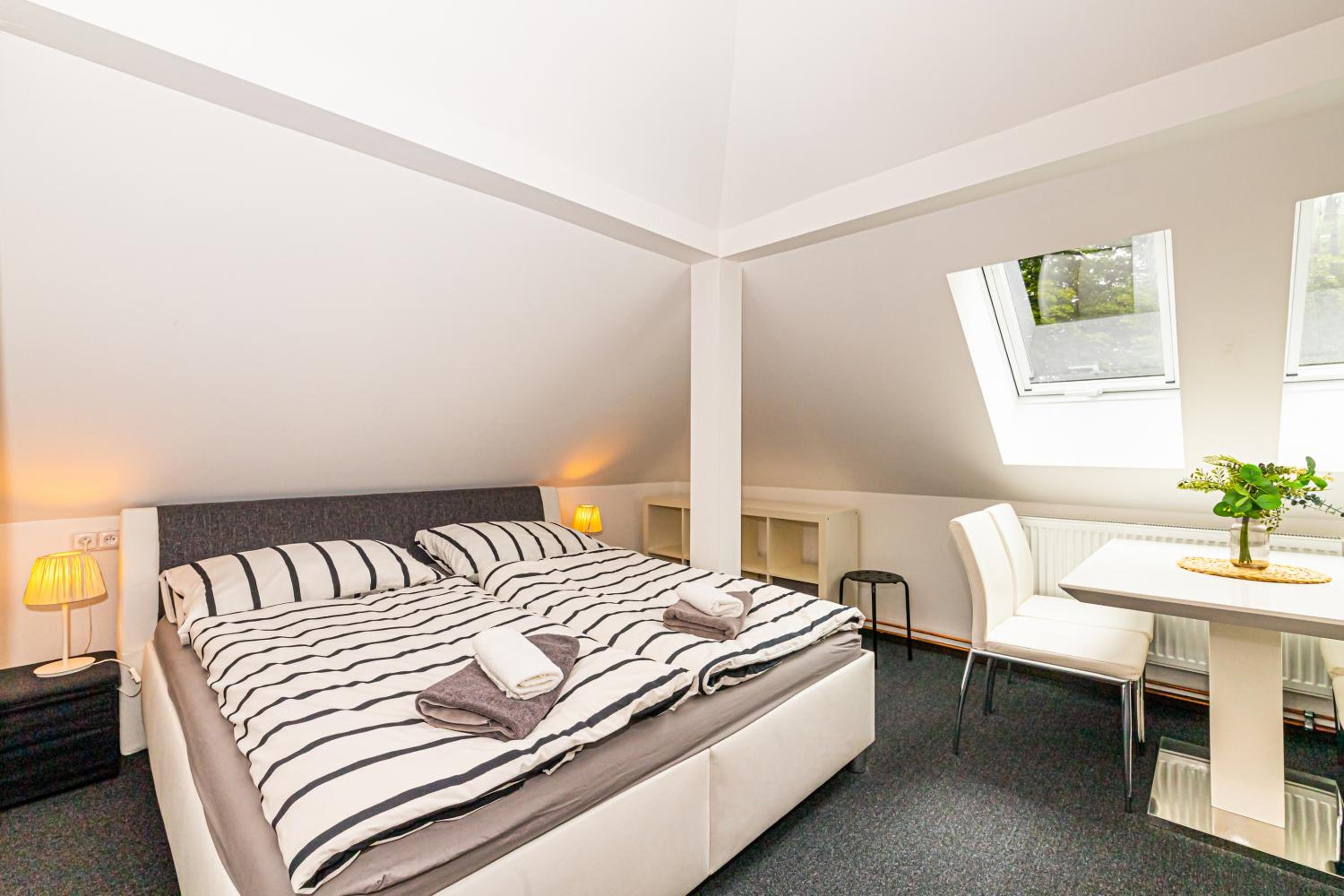 Apartment - Split Level photo 2