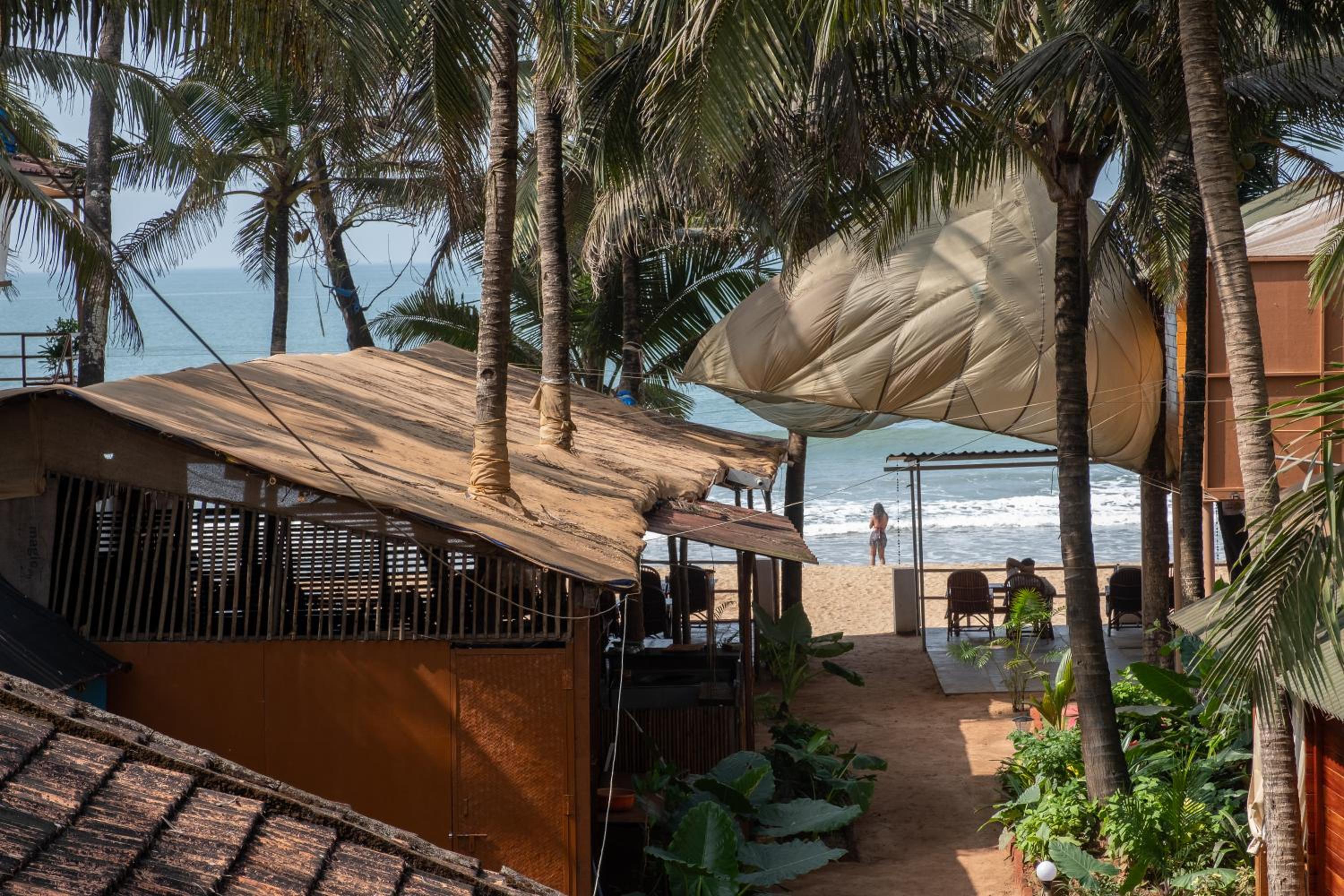 Double Room with Balcony (2 Adults + 1 Child)