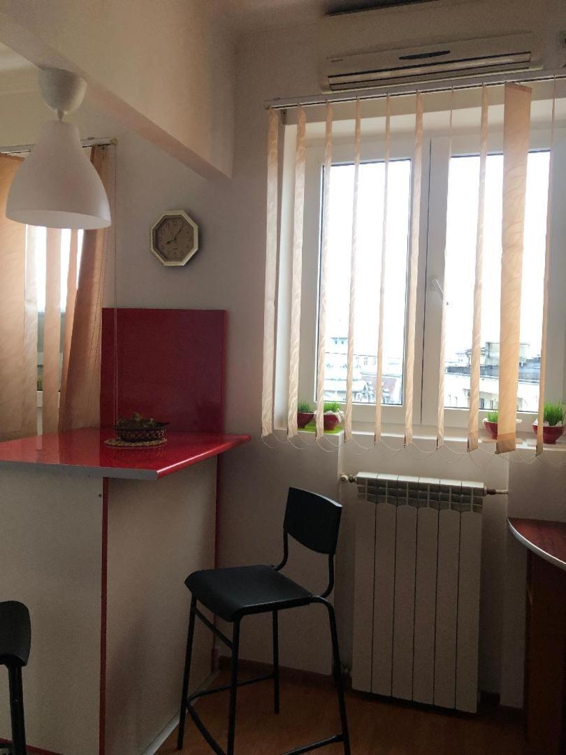 One-Bedroom Apartment - Photo 14