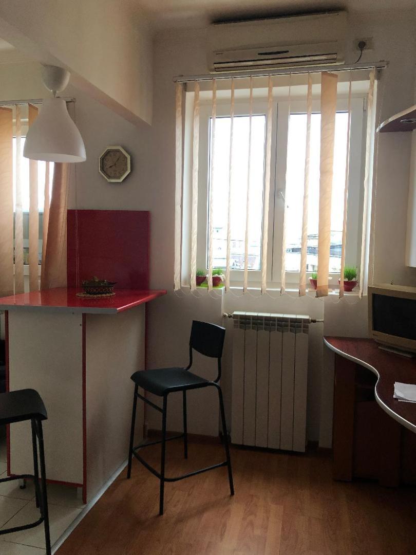 One-Bedroom Apartment - Photo 15