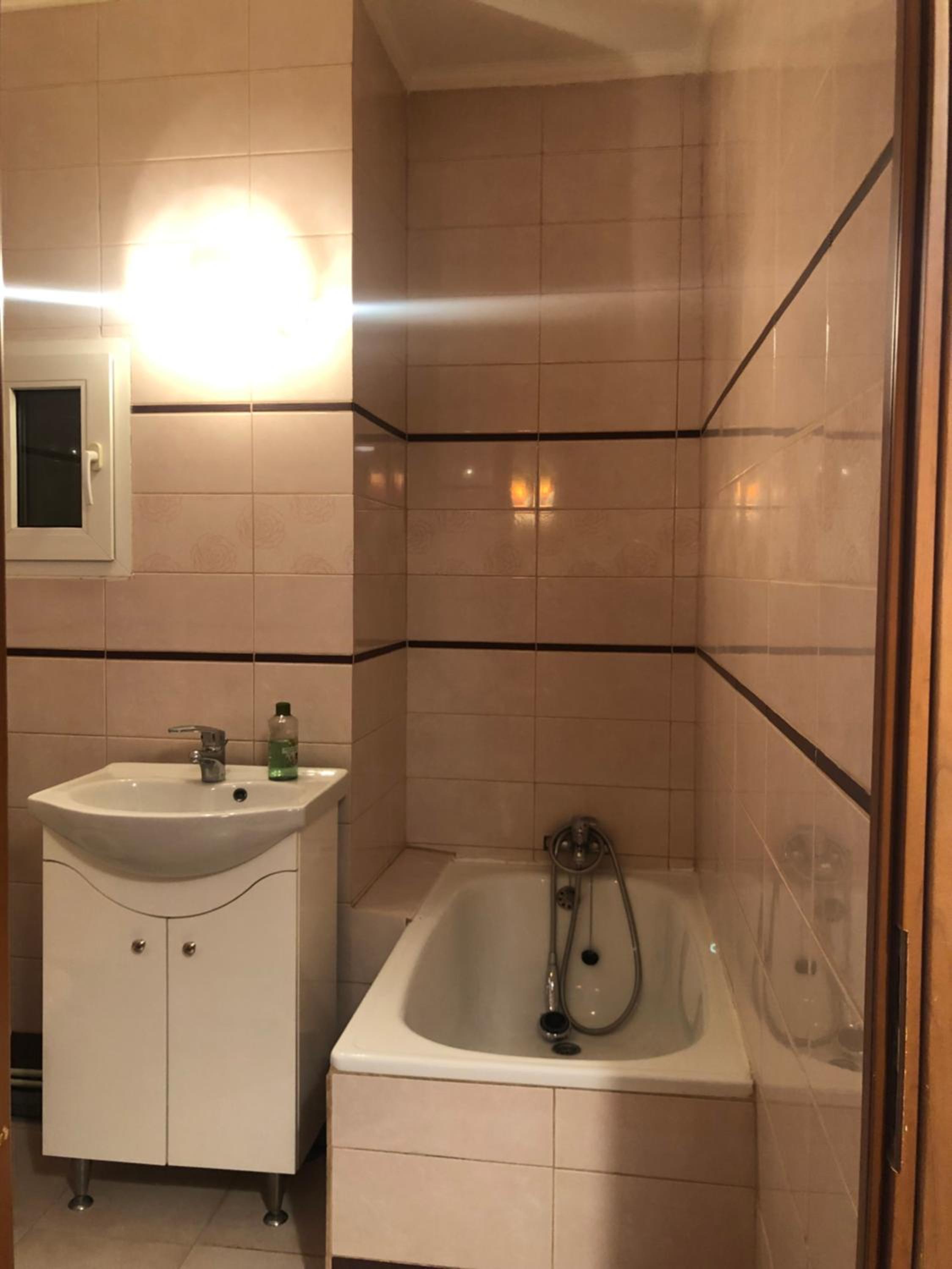 One-Bedroom Apartment - Photo 23