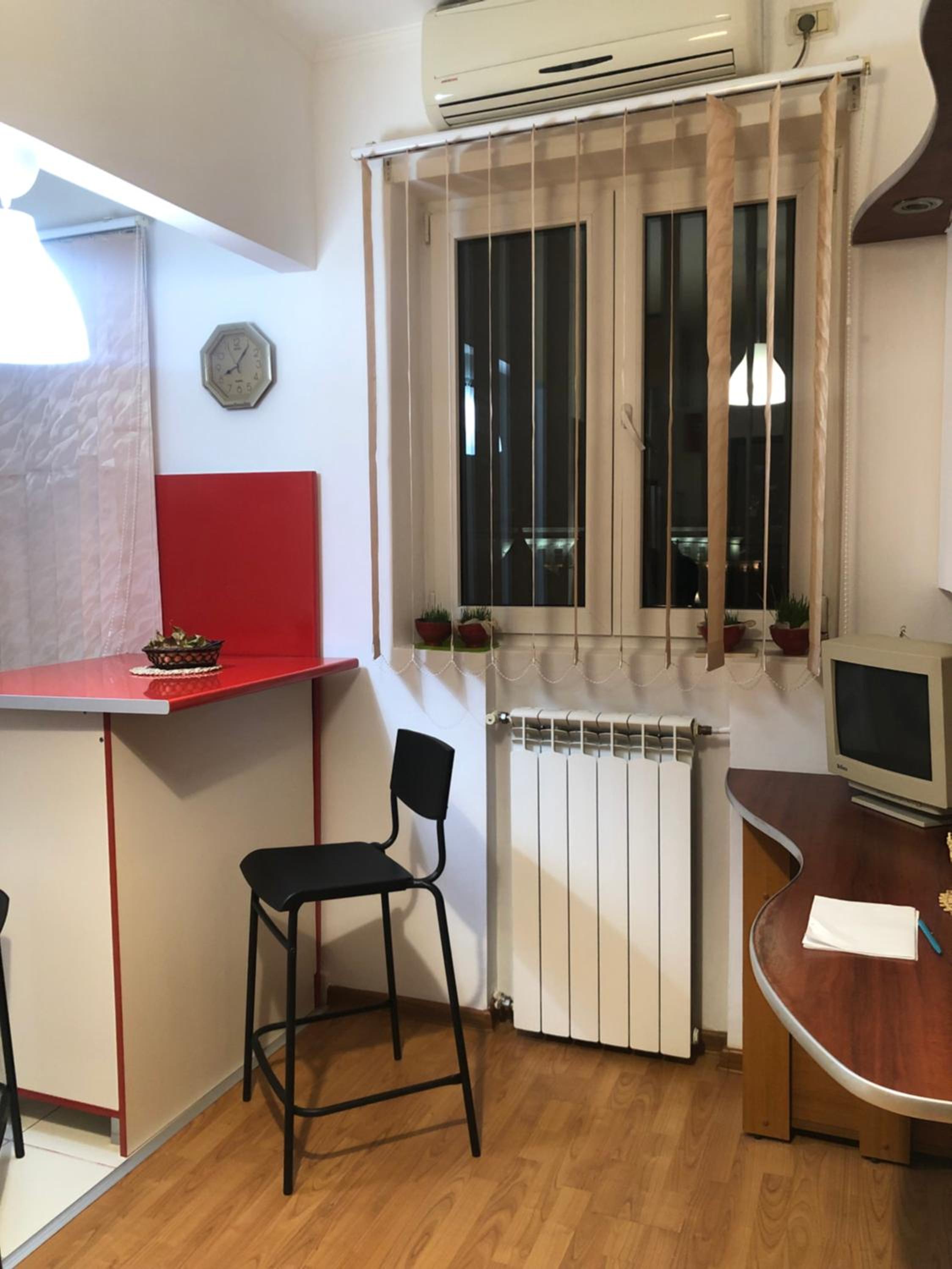 One-Bedroom Apartment - Photo 7
