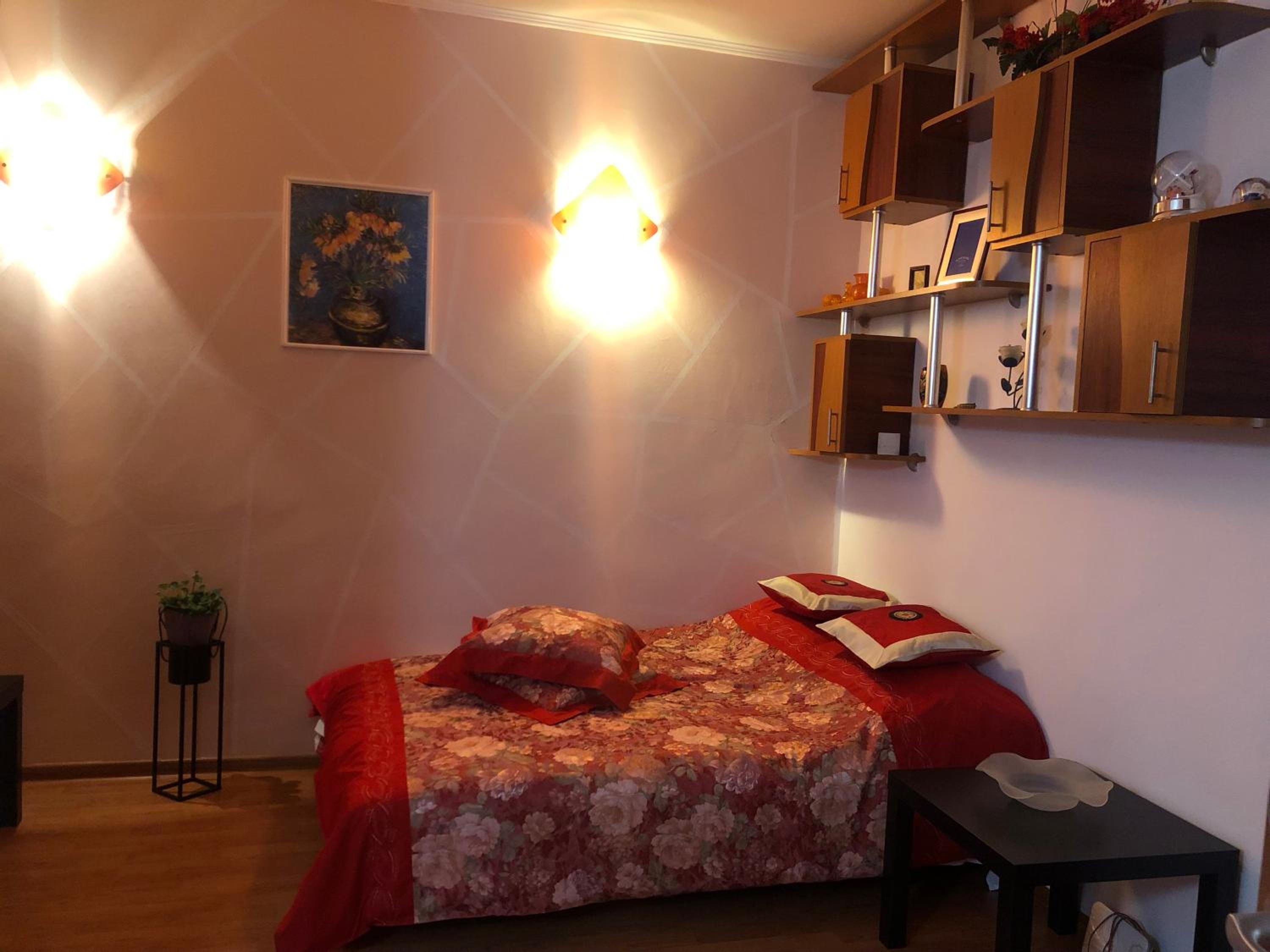 One-Bedroom Apartment - Photo 36