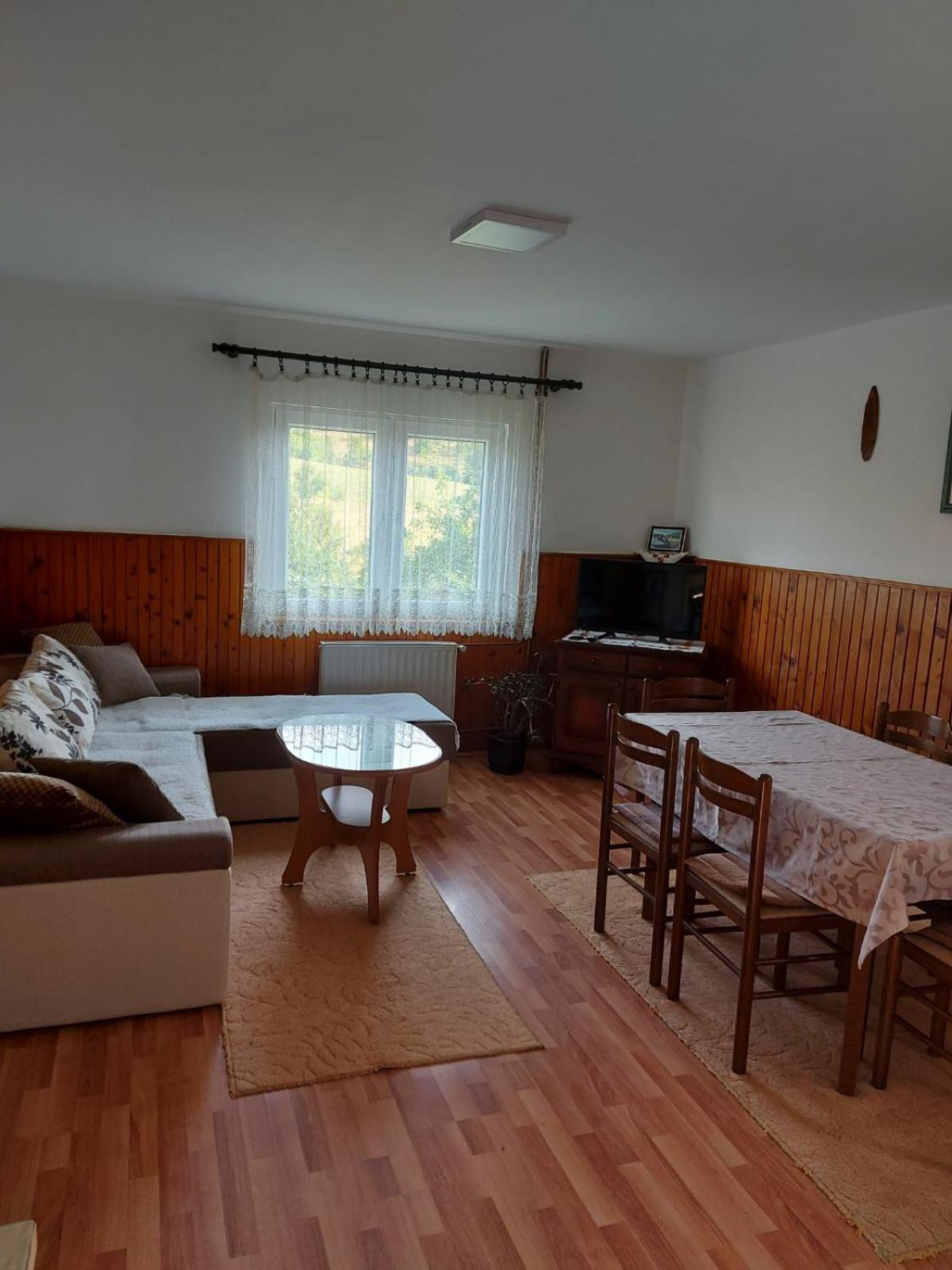 Two-Bedroom House photo 3