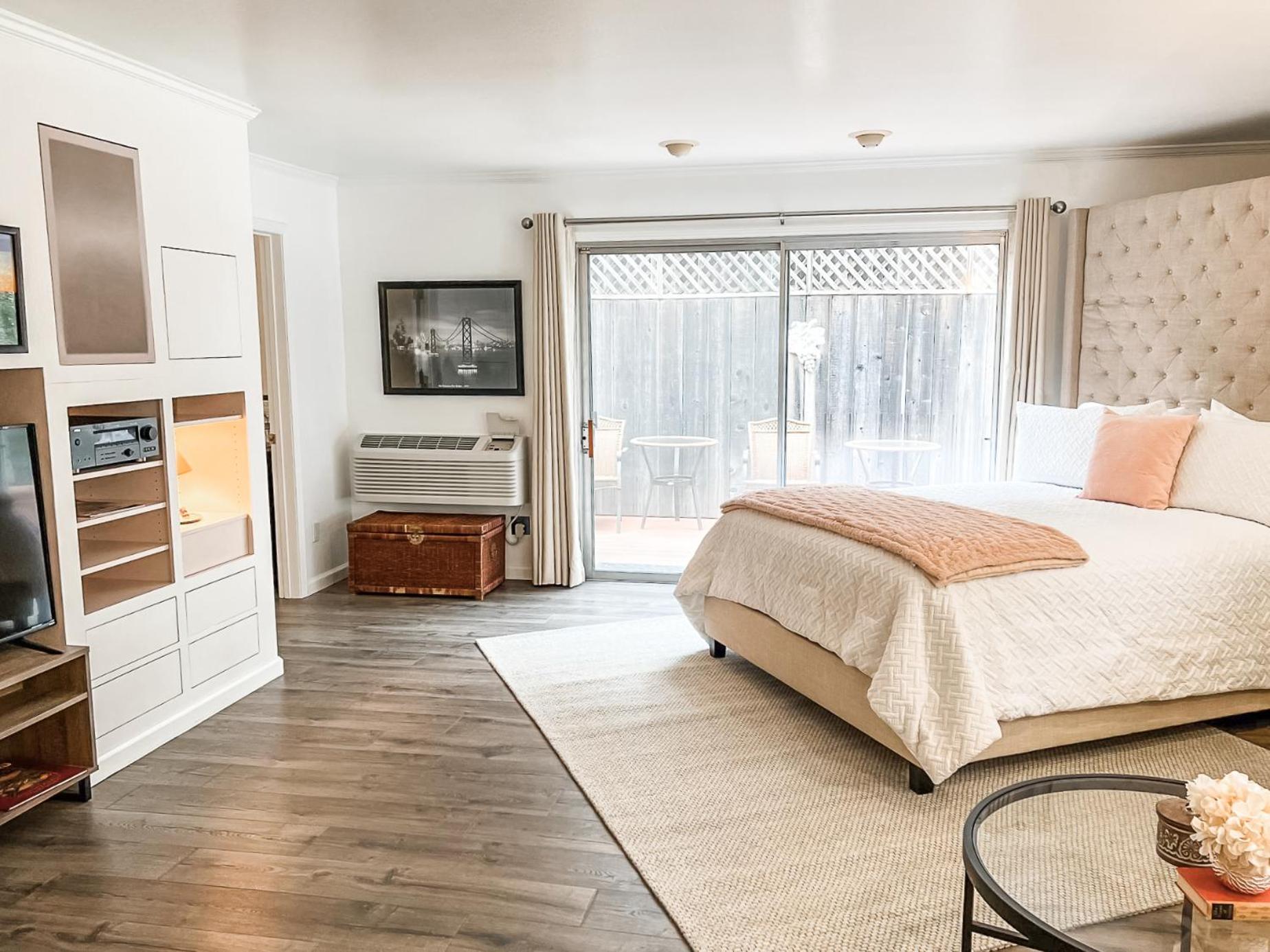 Cabernet Suite photo 3