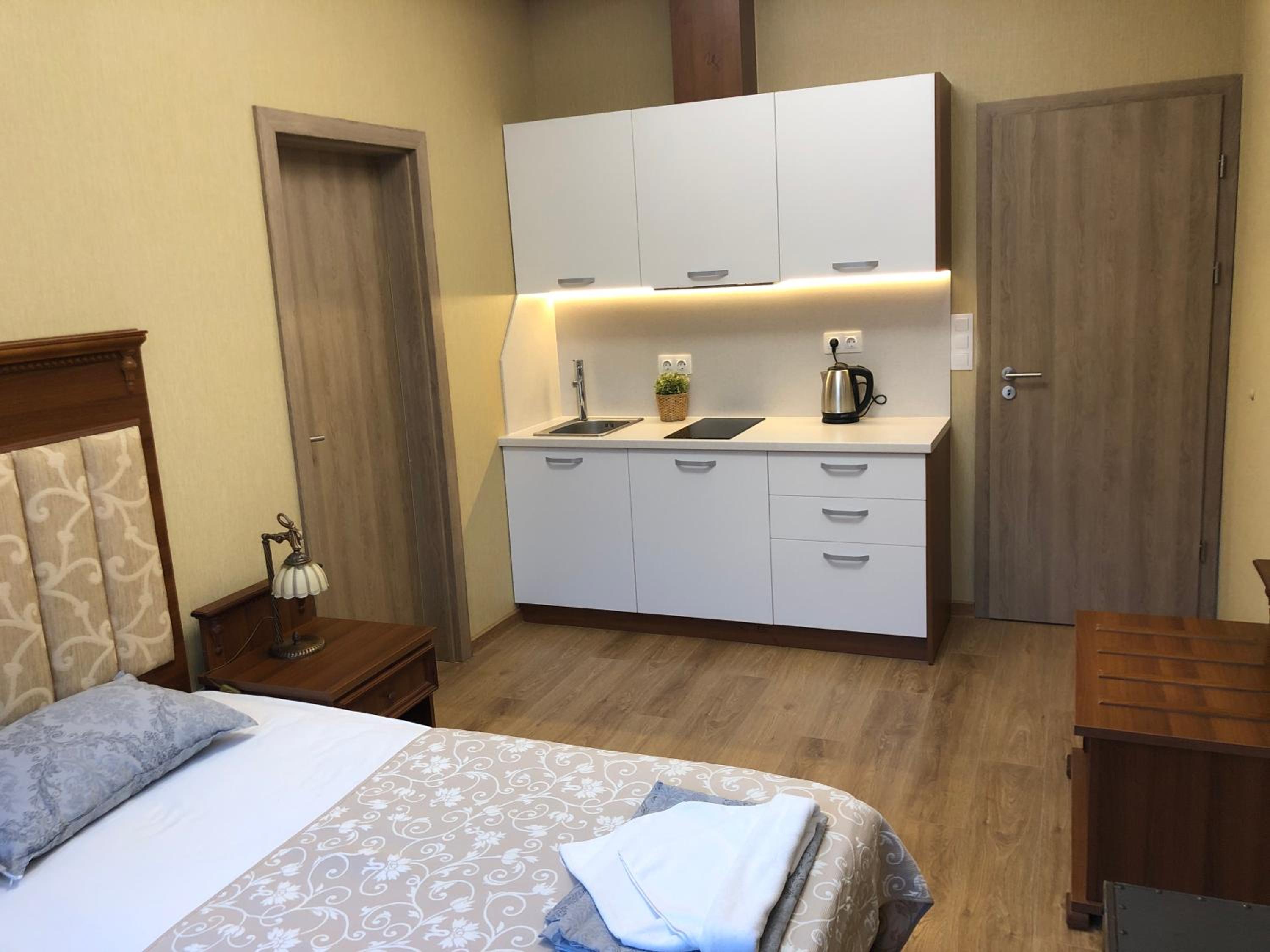 Studio Apartment
