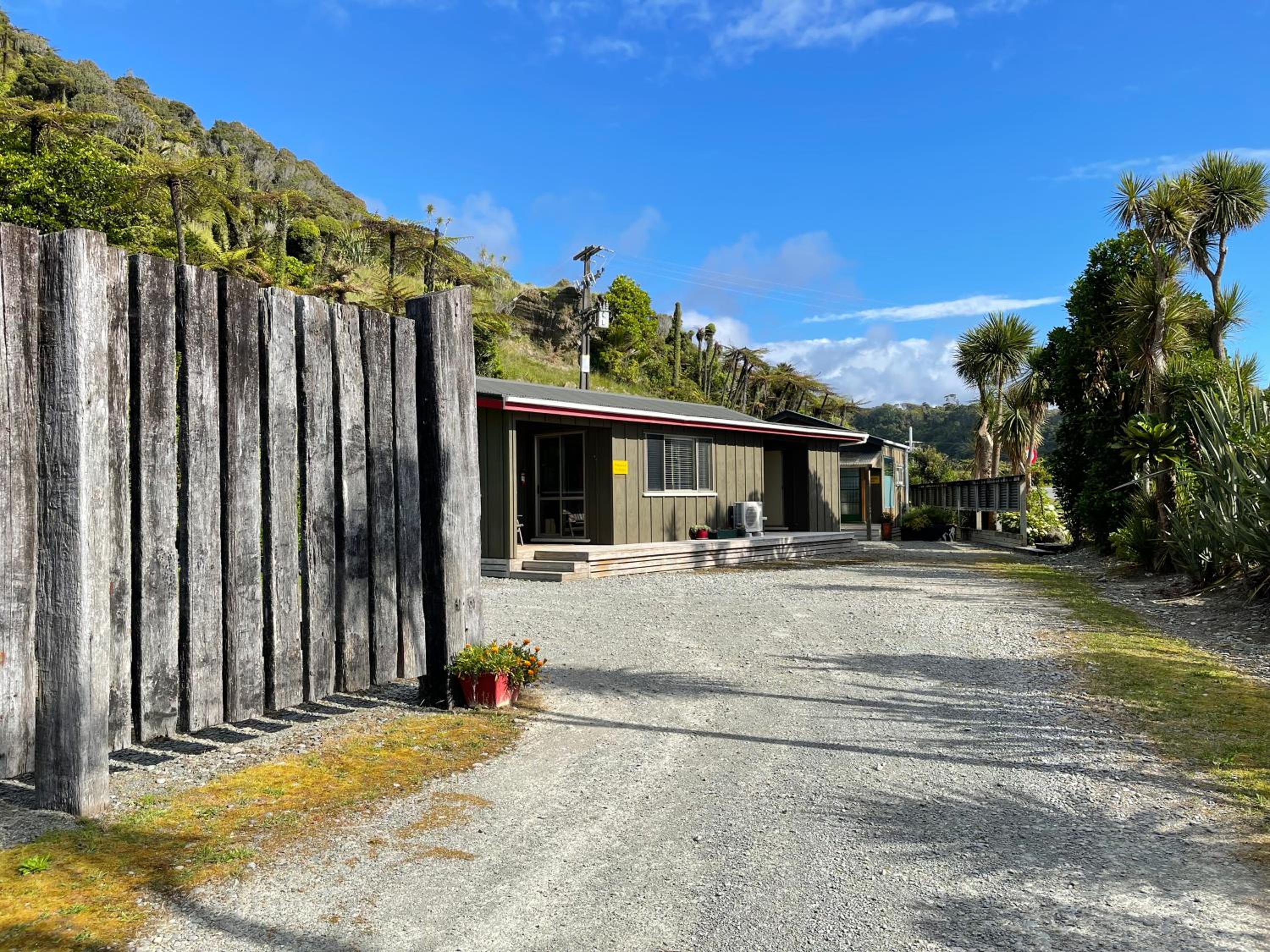 Paparoa Cottage photo 2