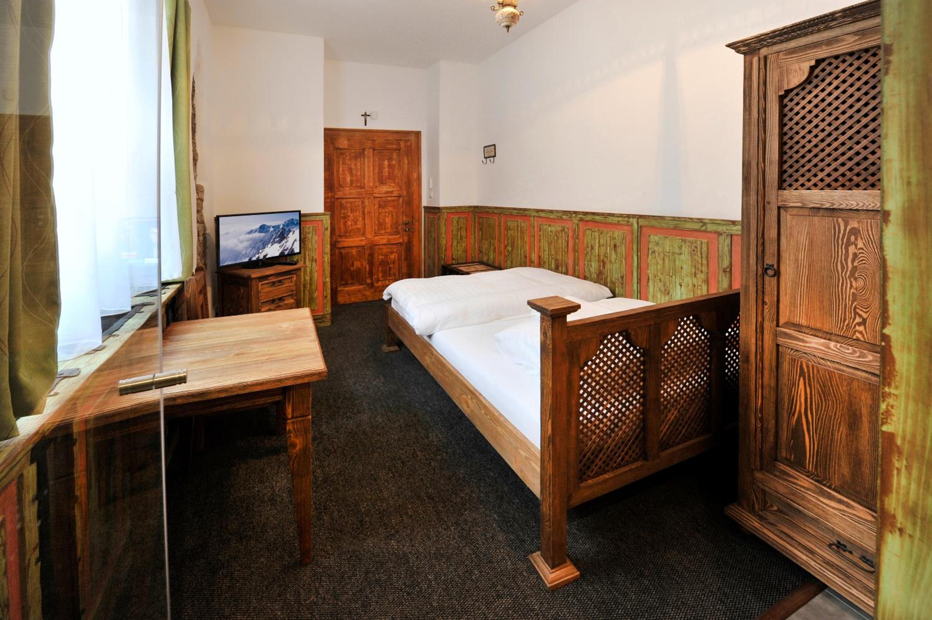 Single Room photo 2