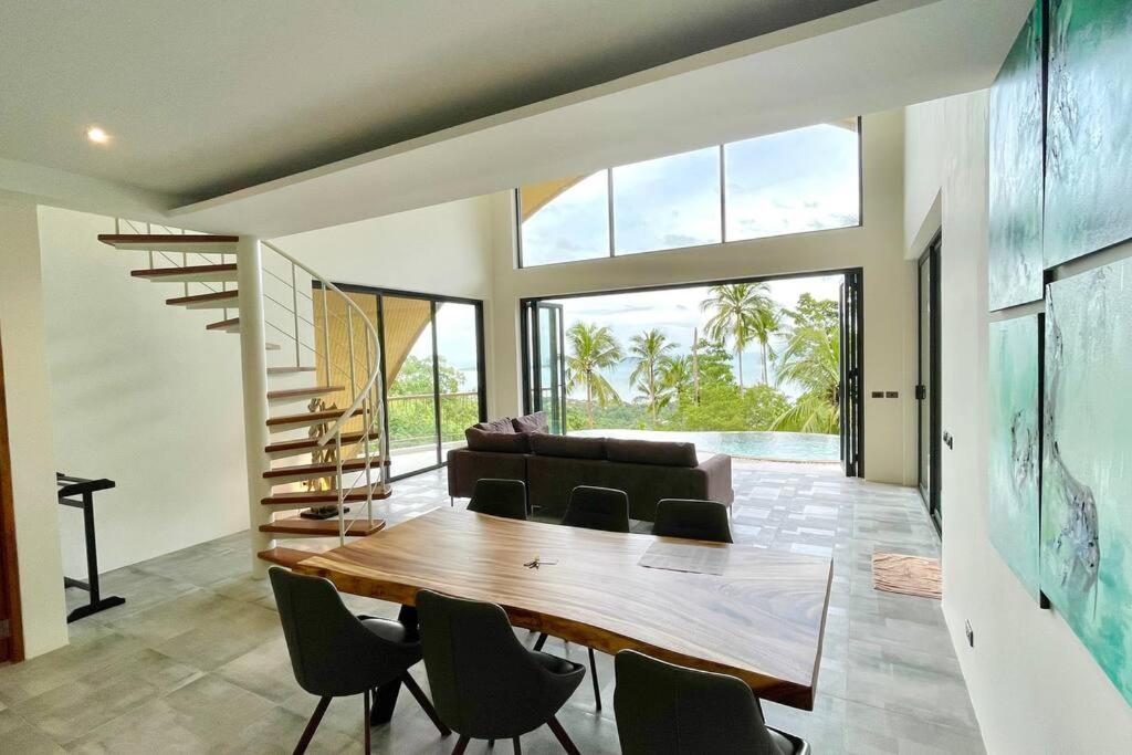 Two-Bedroom Villa photo 2
