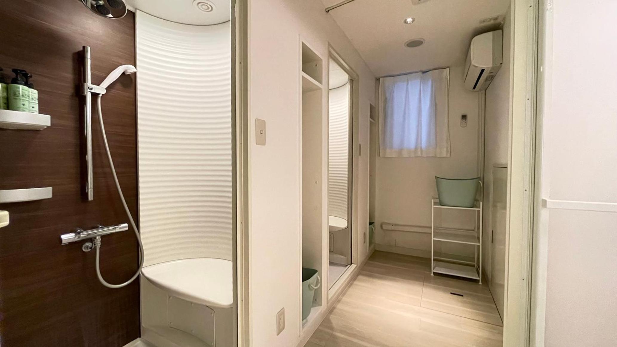 Premium Capsule Room for Female (with Desk 47 in)  photo 2