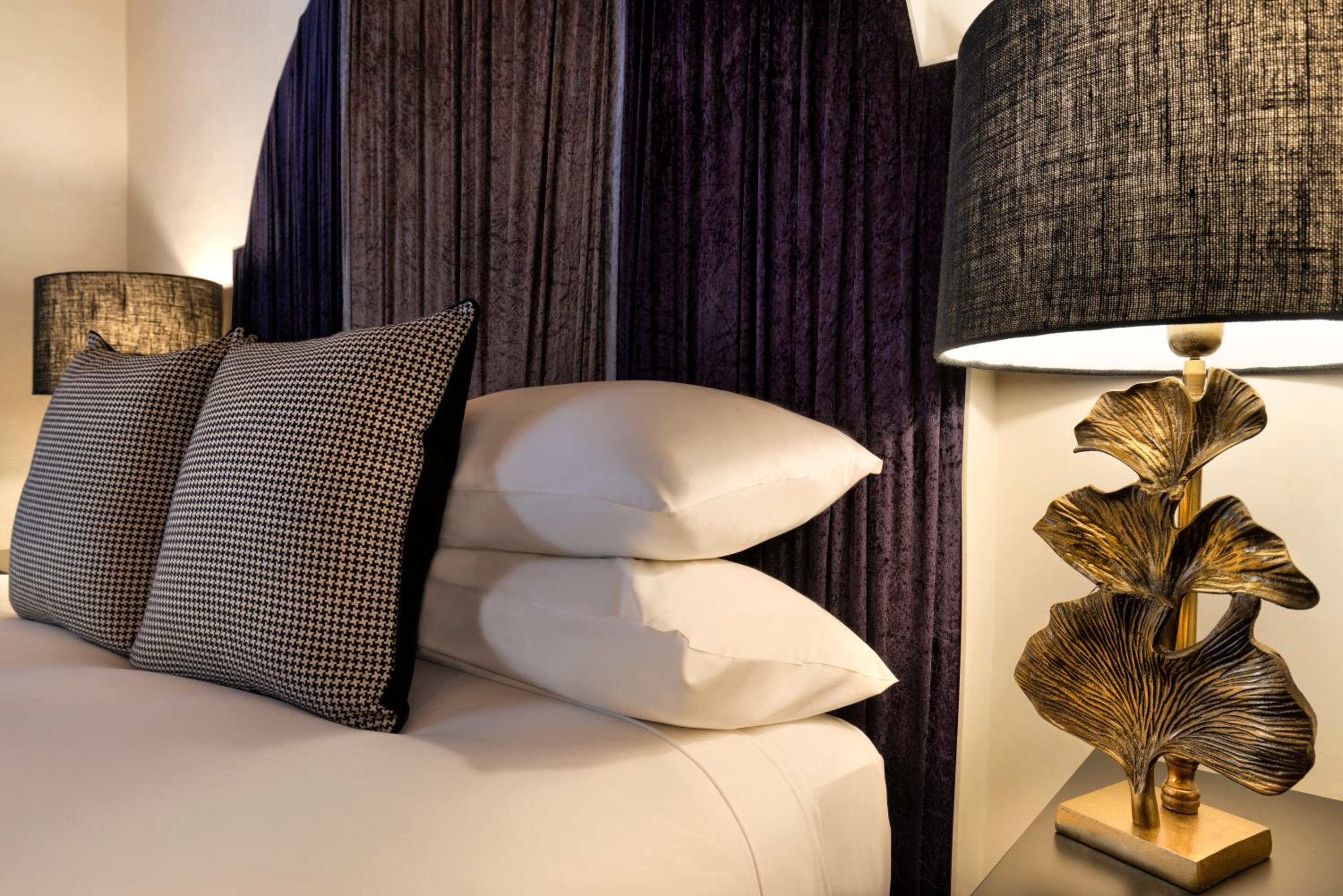 King Room with Spa Bath - Icon photo 3