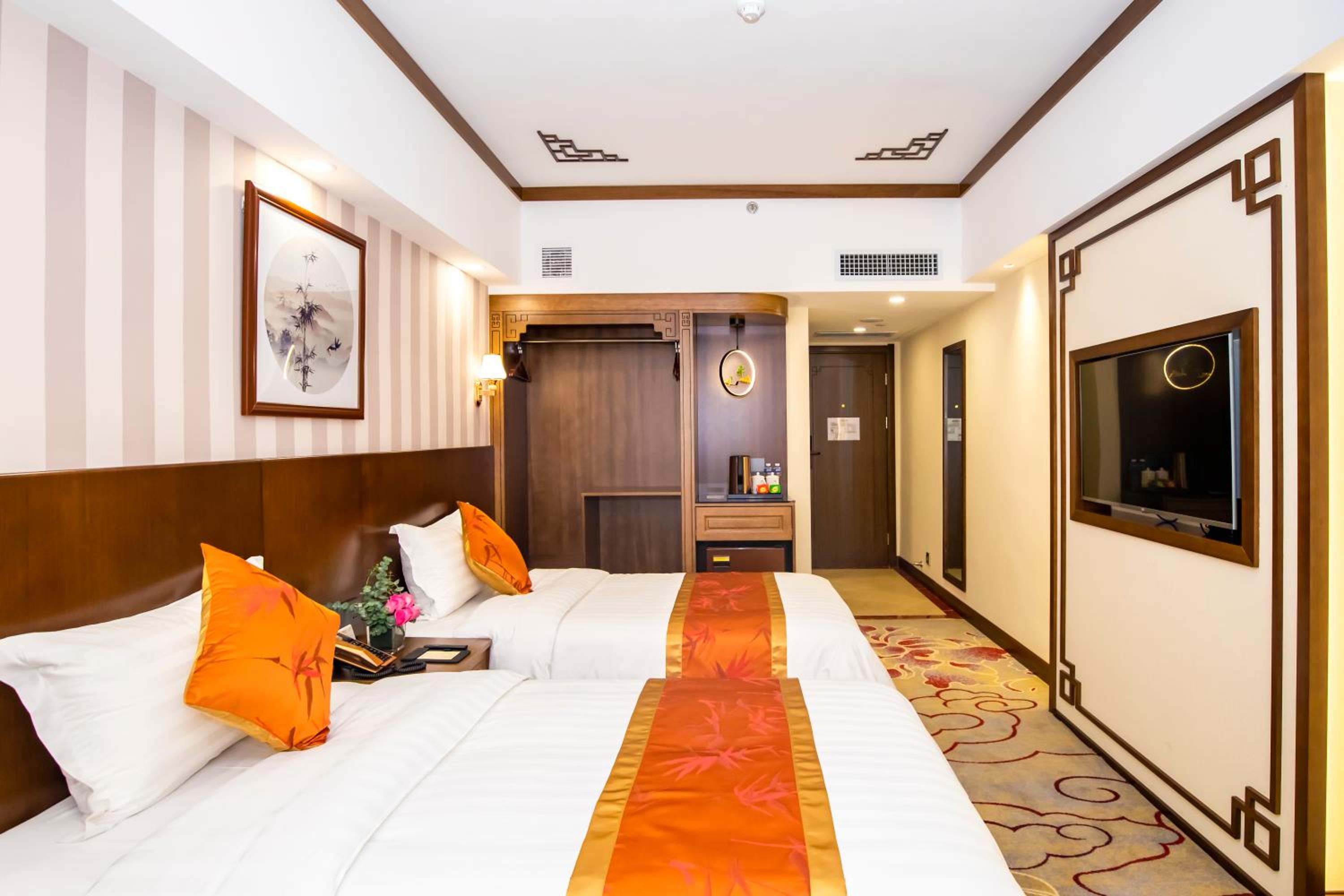 Deluxe Business Twin Room - Photo 1