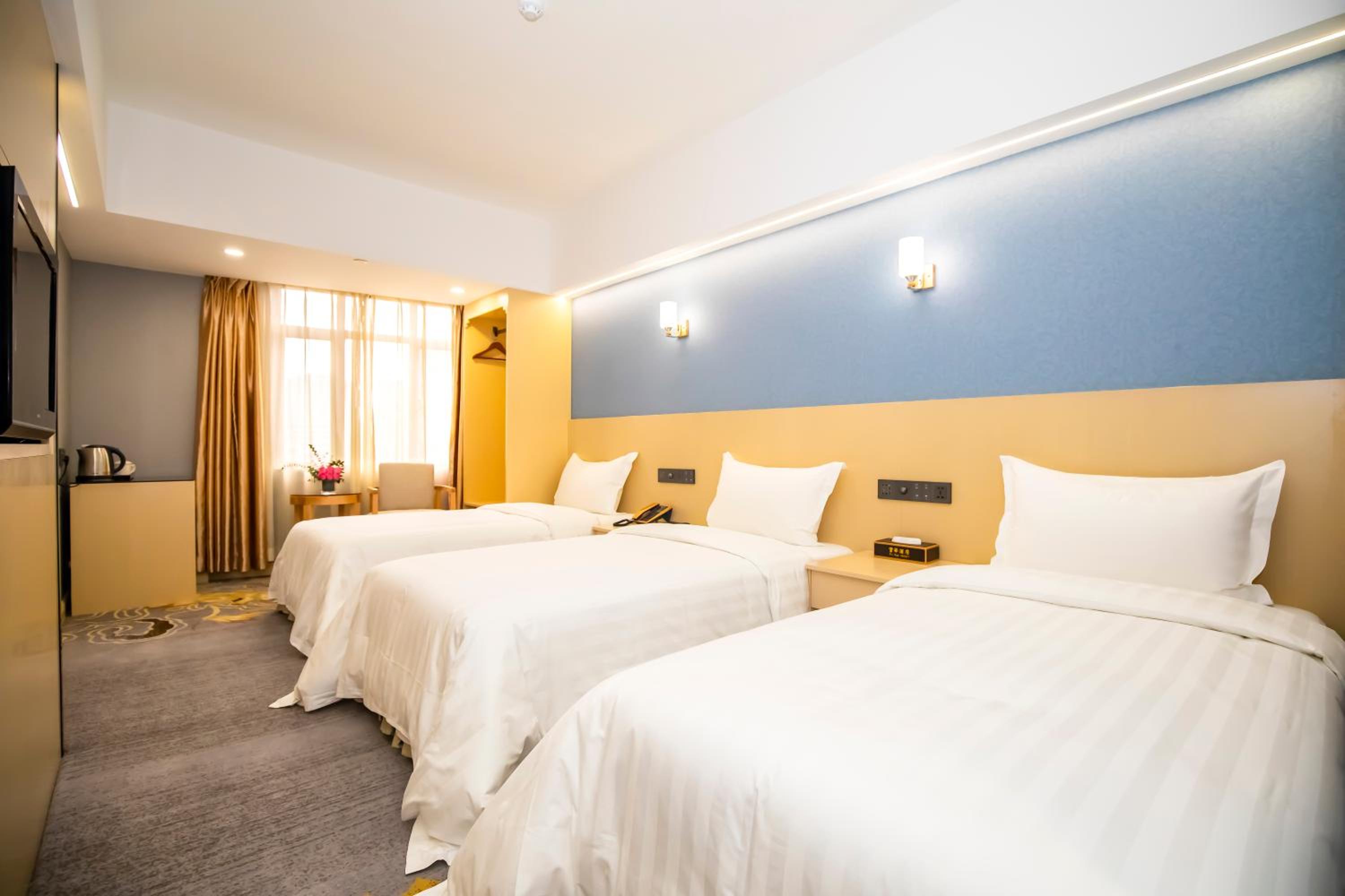Standard Triple Room - Photo 3