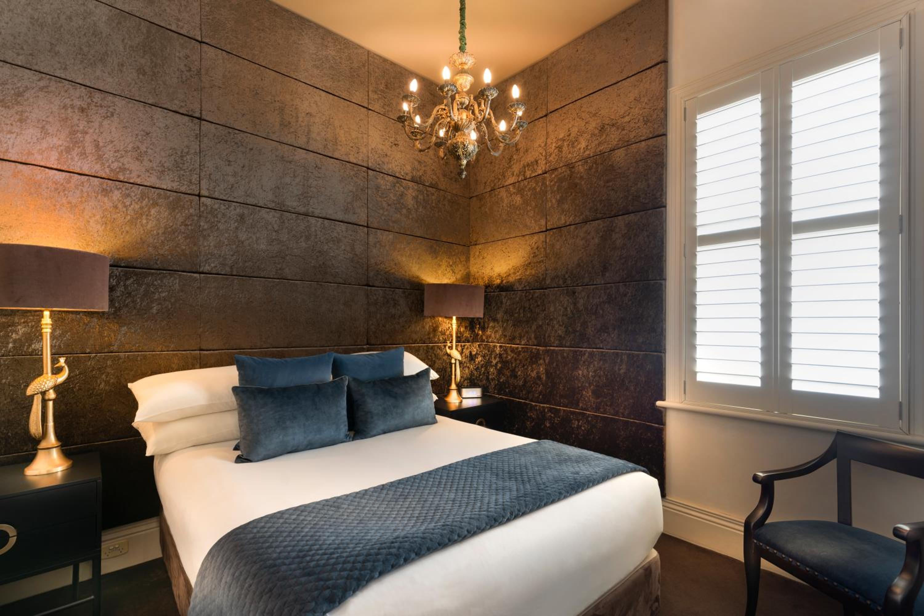 Queen Room with Spa Bath - Nest photo 2